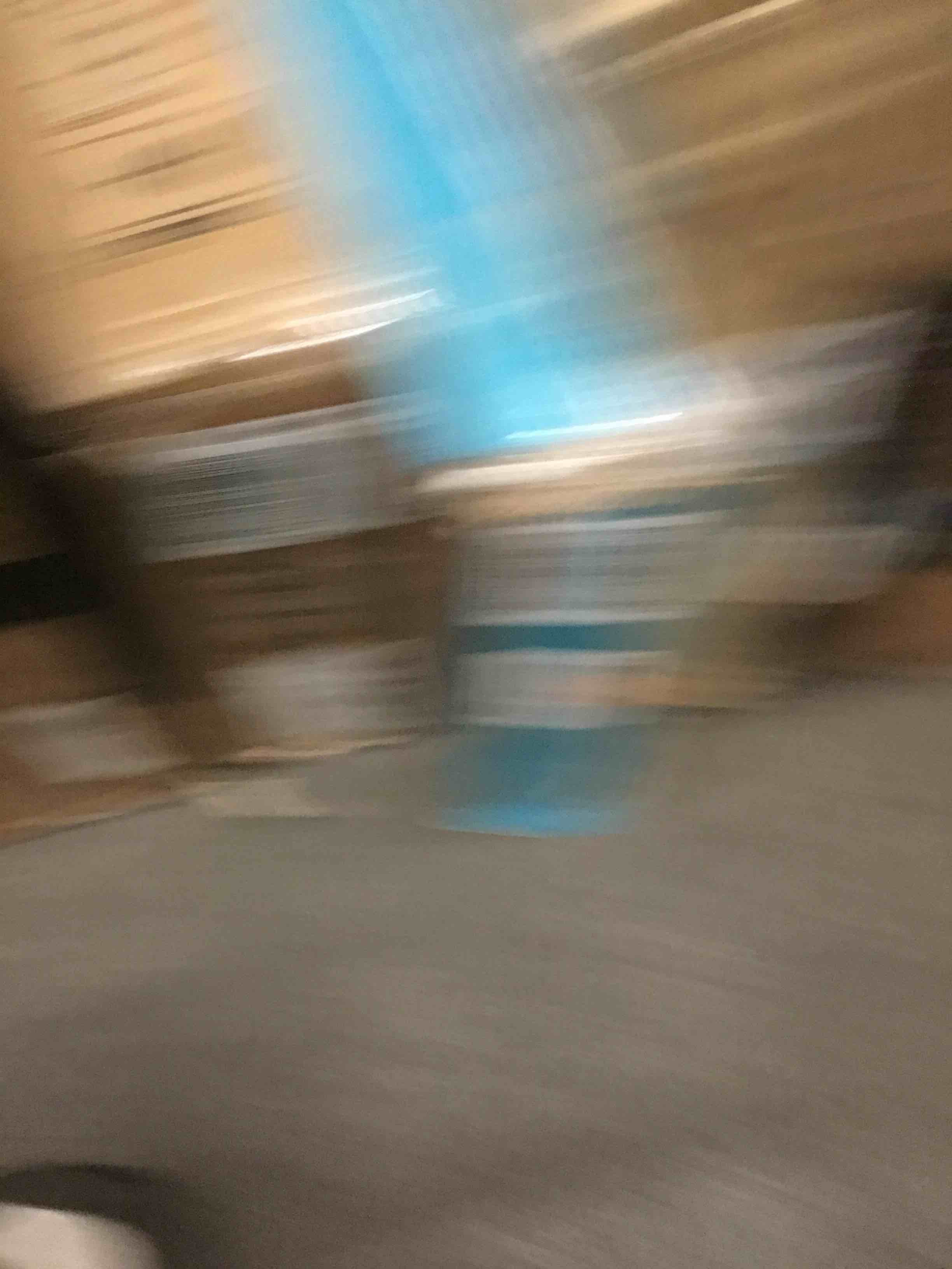https://s3.amazonaws.com/lotting-images-prod/bidfta/RED4118528_1675352798970.jpeg