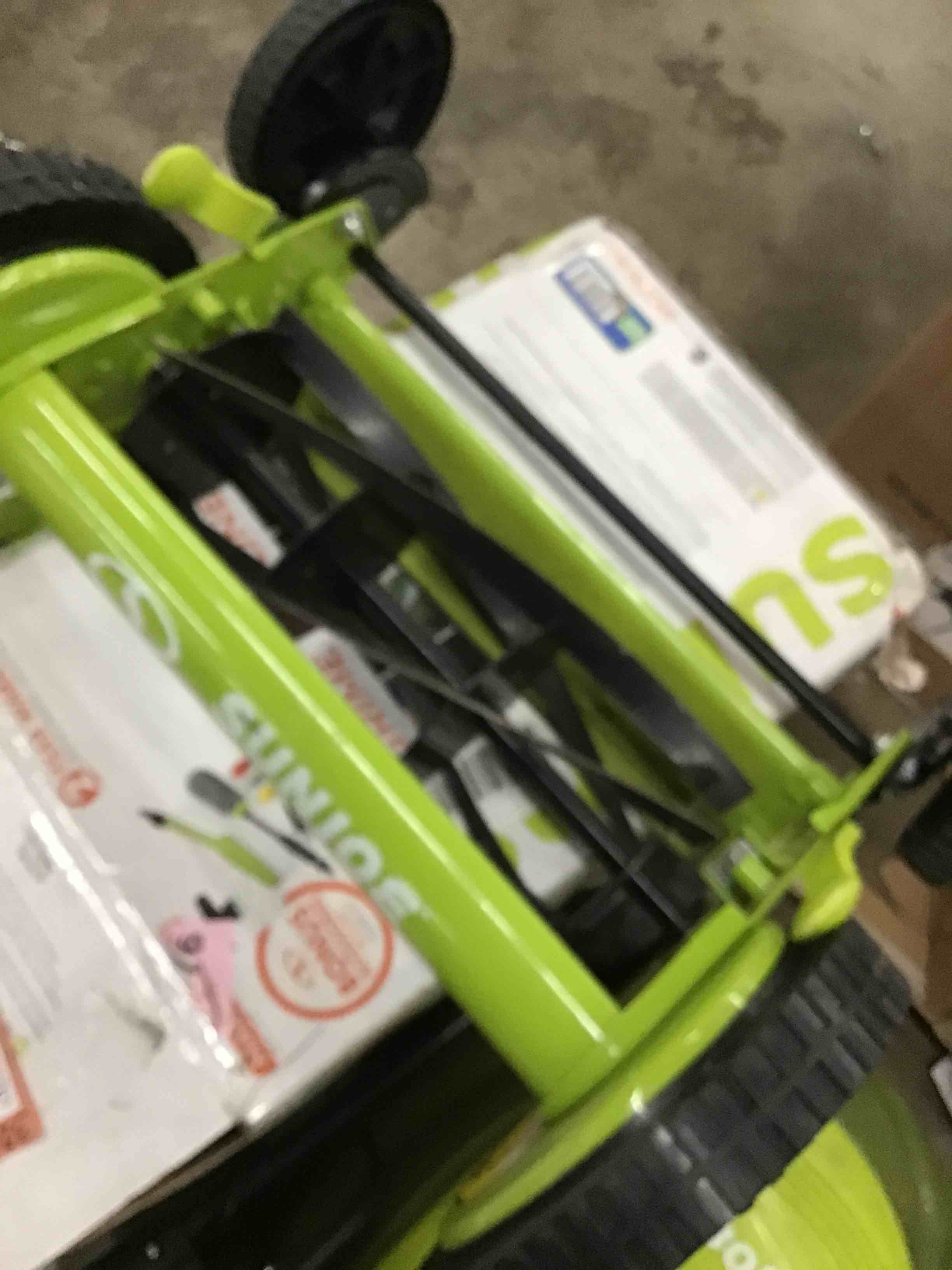 https://s3.amazonaws.com/lotting-images-prod/bidfta/RED4123762_1687436700379.jpeg