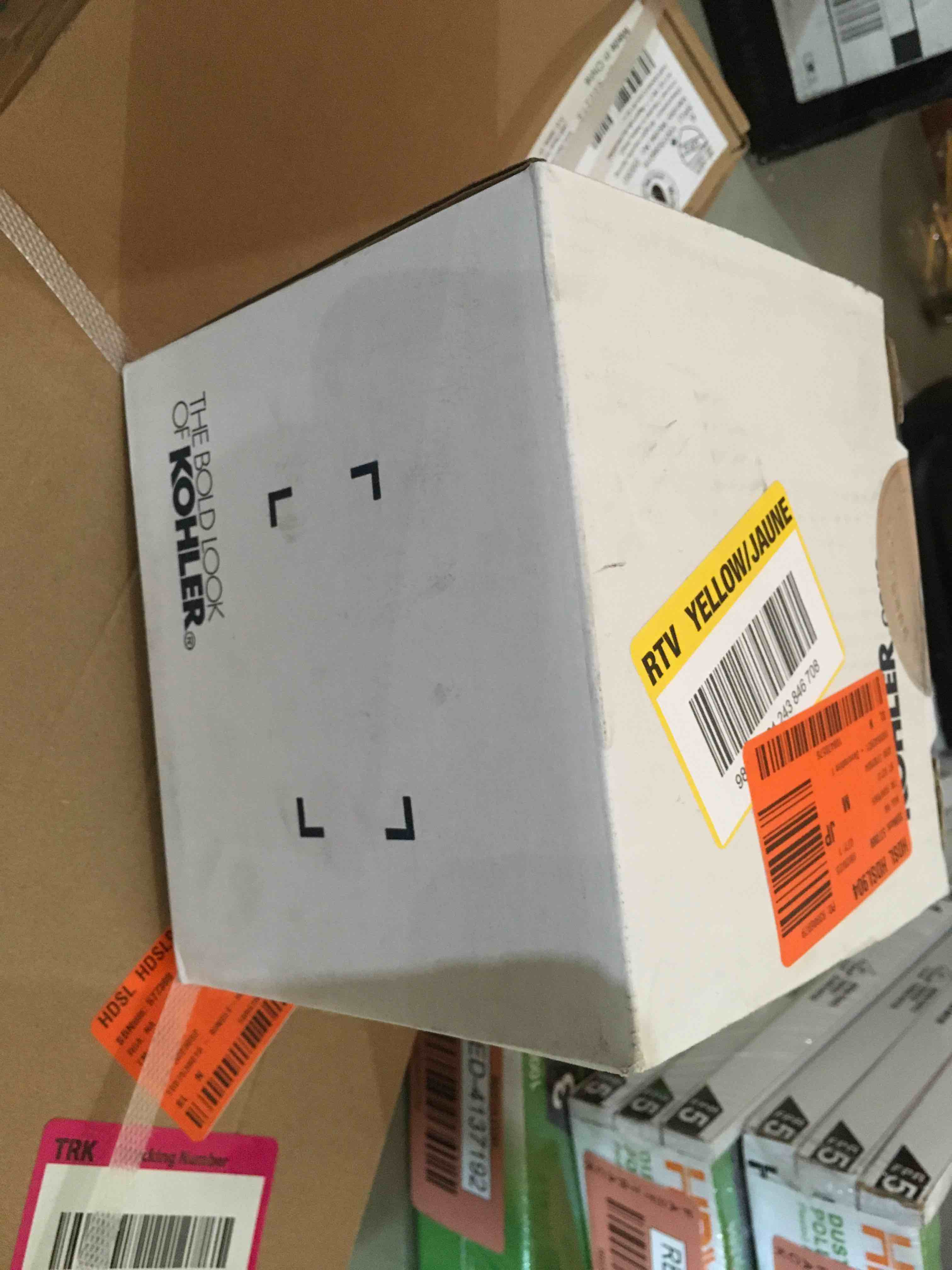 https://s3.amazonaws.com/lotting-images-prod/bidfta/RED4137205_1693401848505.jpeg