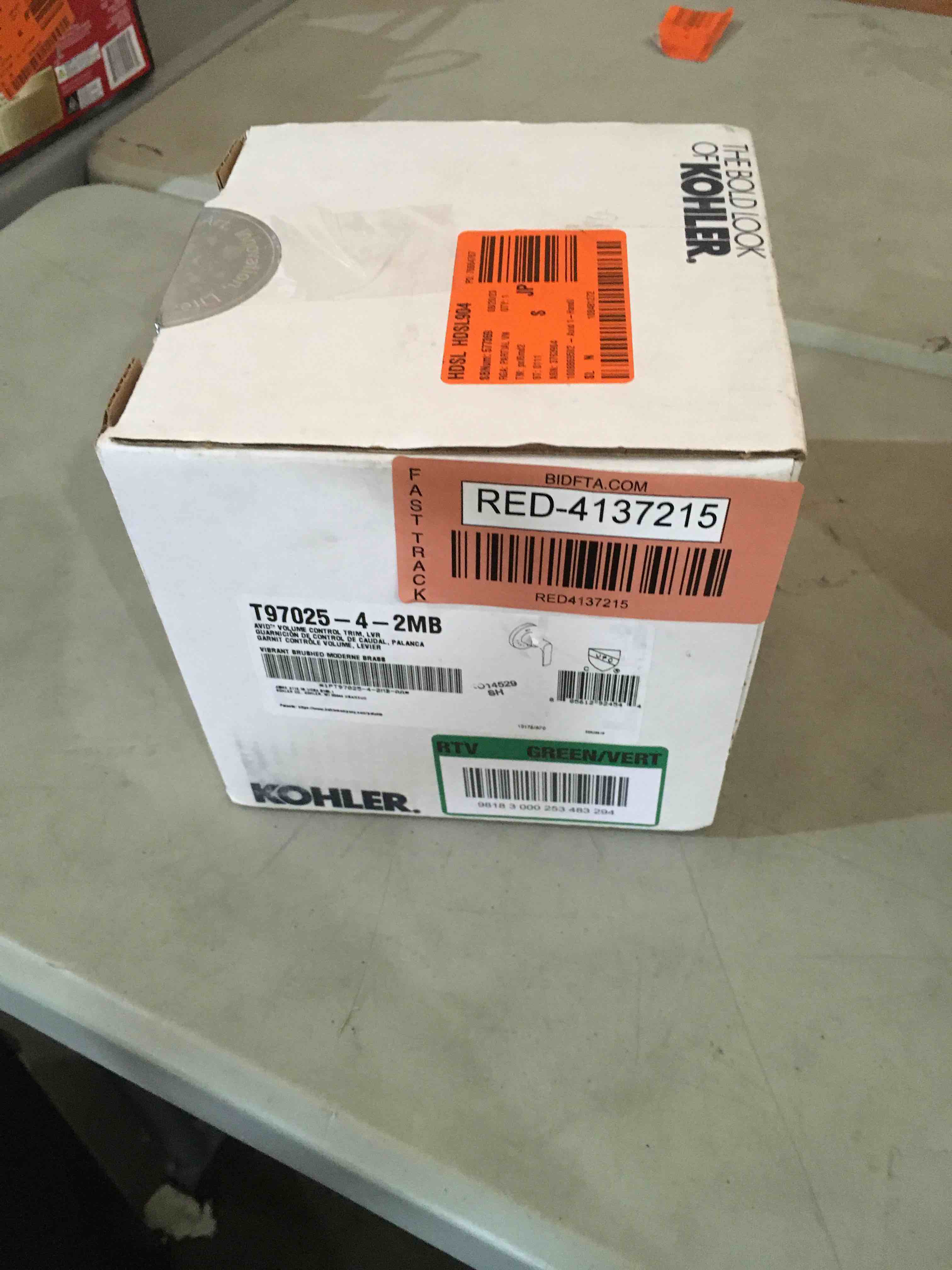 https://s3.amazonaws.com/lotting-images-prod/bidfta/RED4137215_1693402683580.jpeg