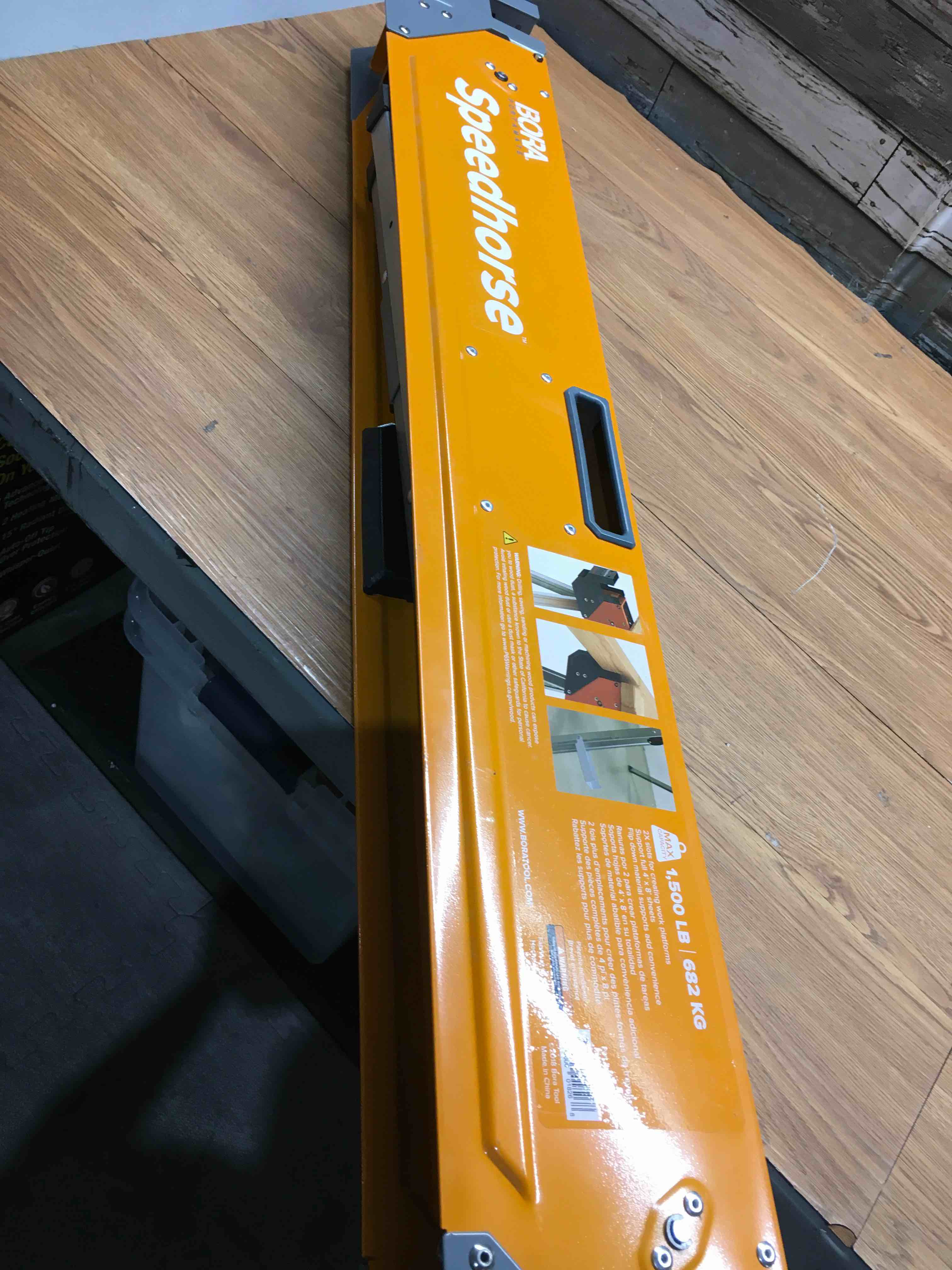 https://s3.amazonaws.com/lotting-images-prod/bidfta/RED4139431_1698412853835.jpeg