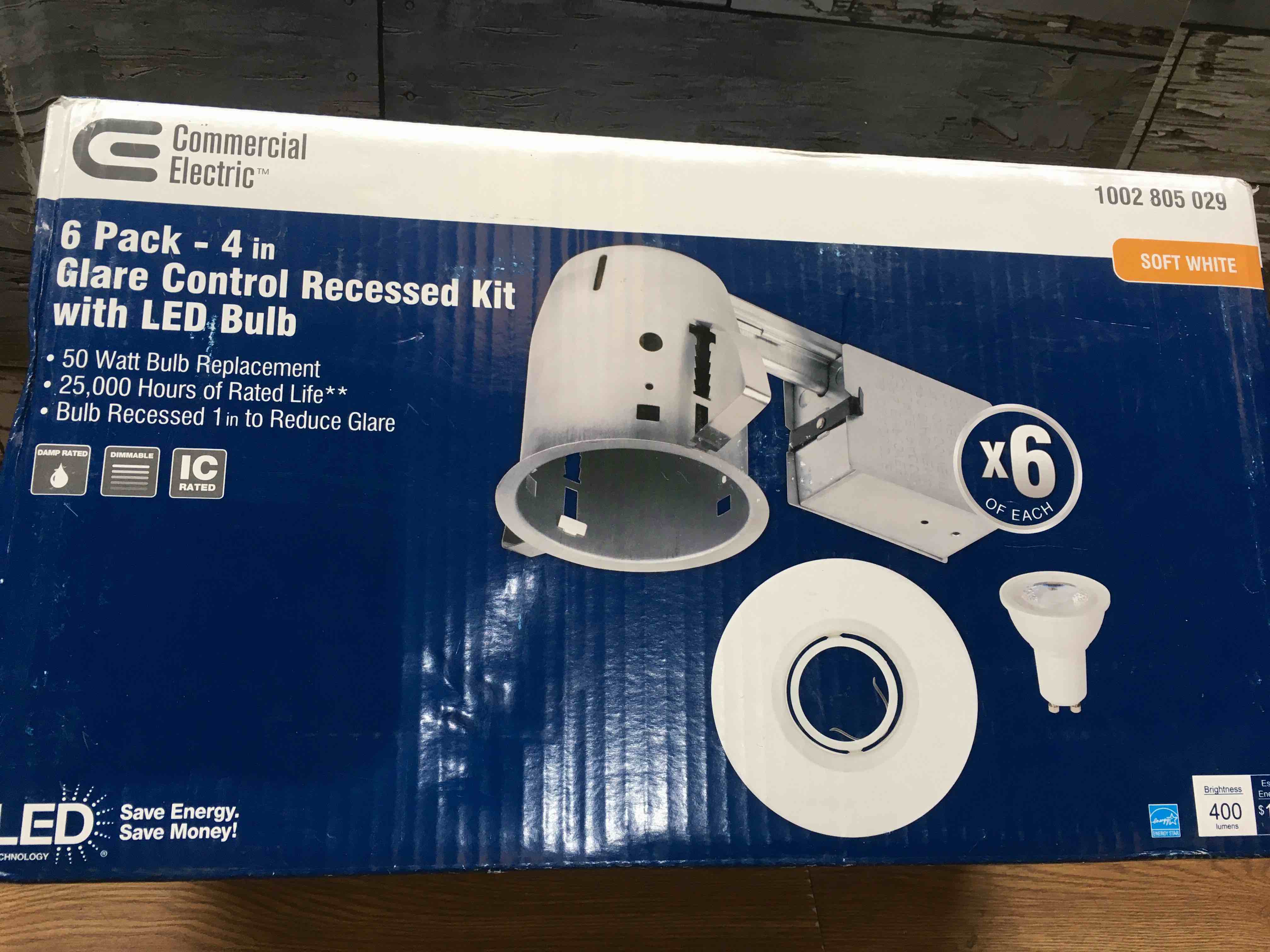 https://s3.amazonaws.com/lotting-images-prod/bidfta/RED4139640_1698858787726.jpeg