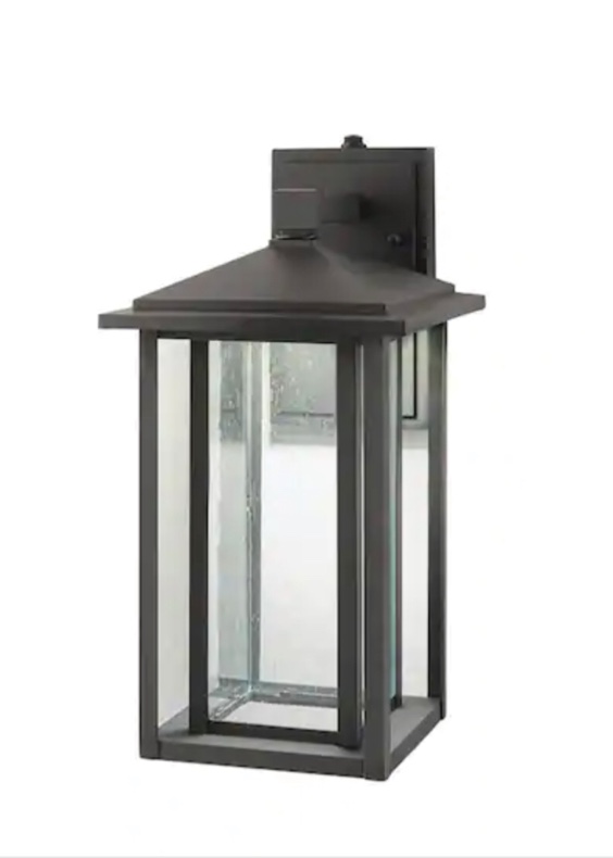 Assortment of outdoor lights ( used )