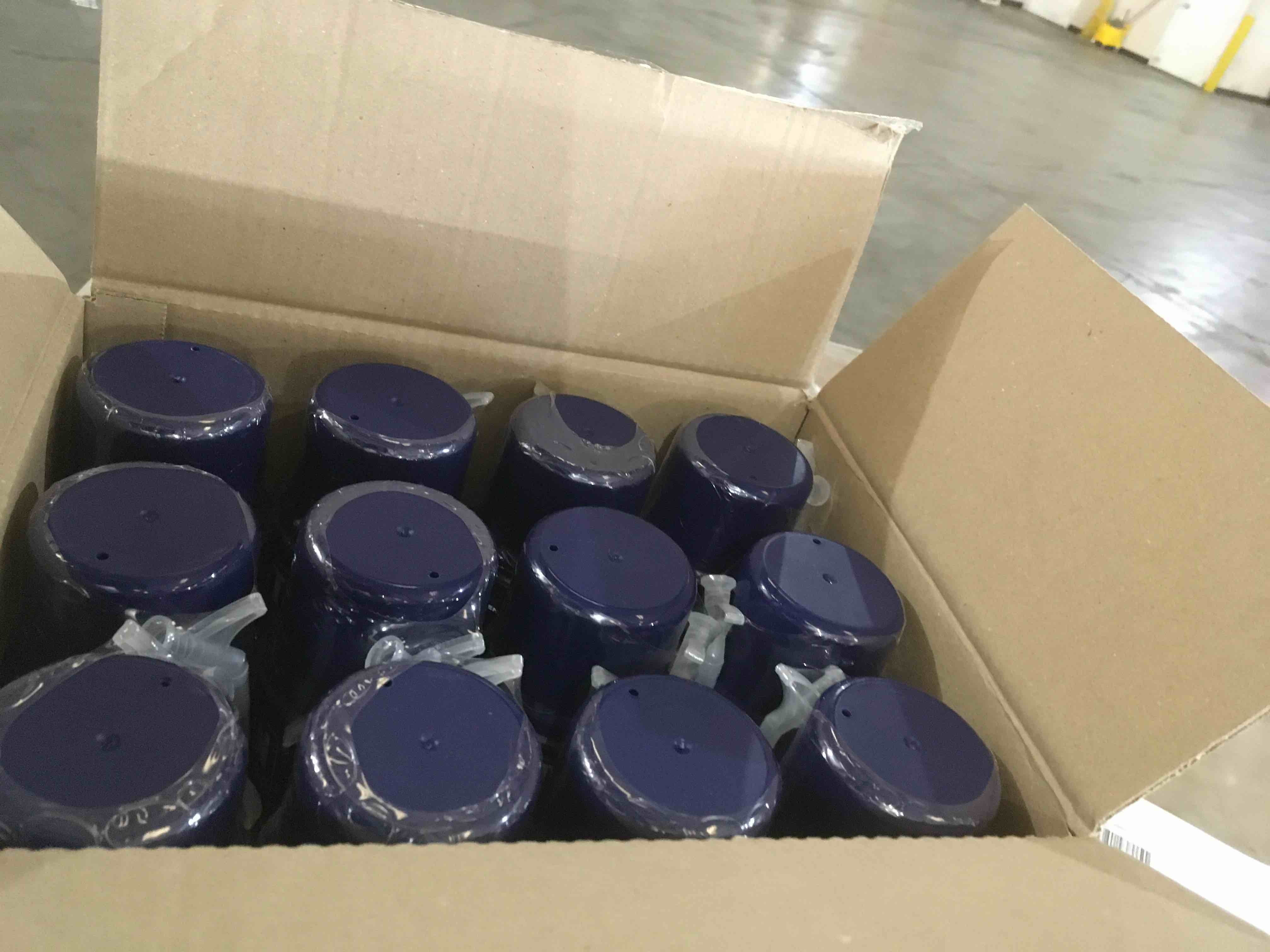 https://s3.amazonaws.com/lotting-images-prod/bidfta/RED4140421_1700059409689.jpeg