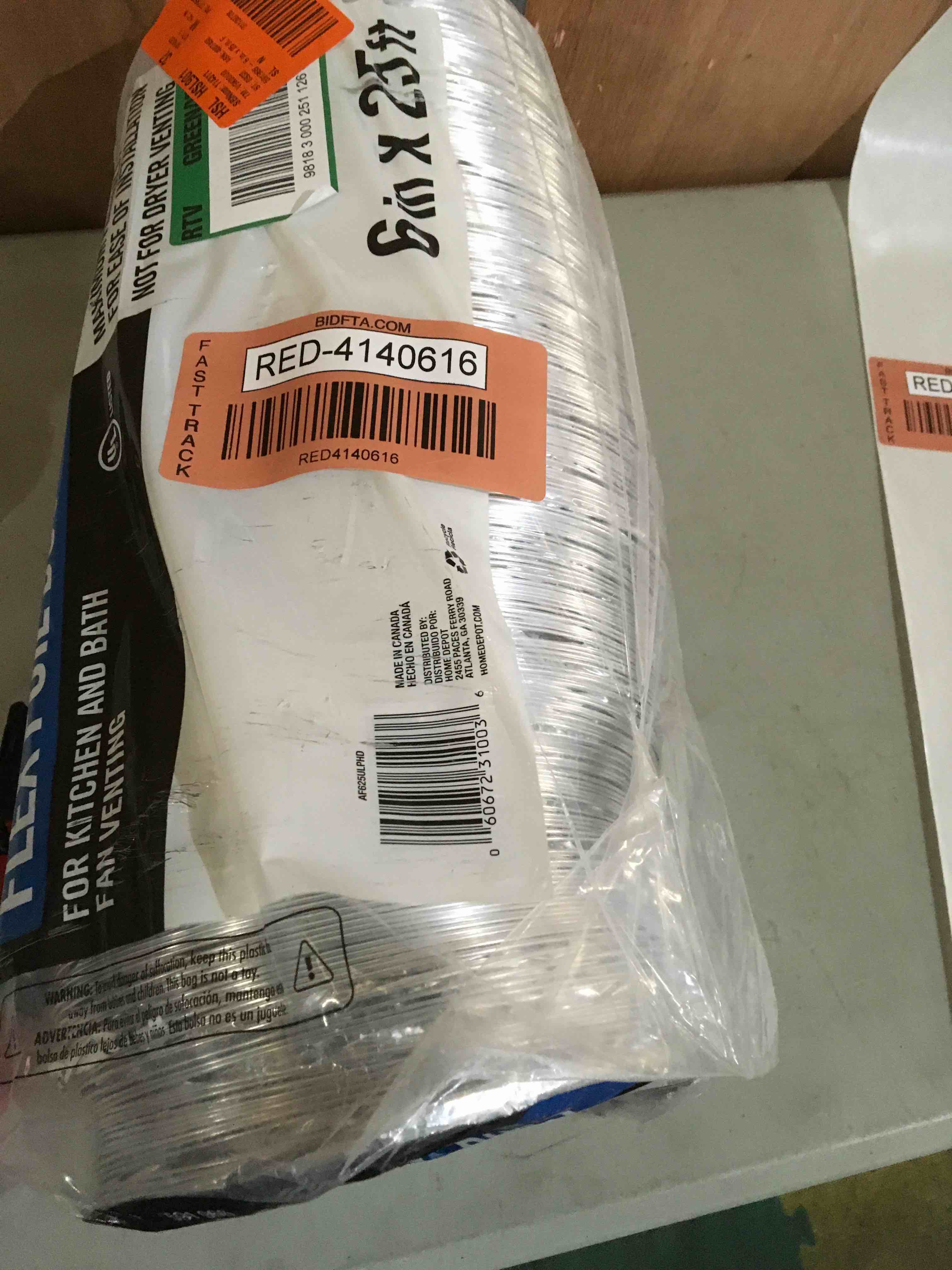 https://s3.amazonaws.com/lotting-images-prod/bidfta/RED4140616_1698762659841.jpeg