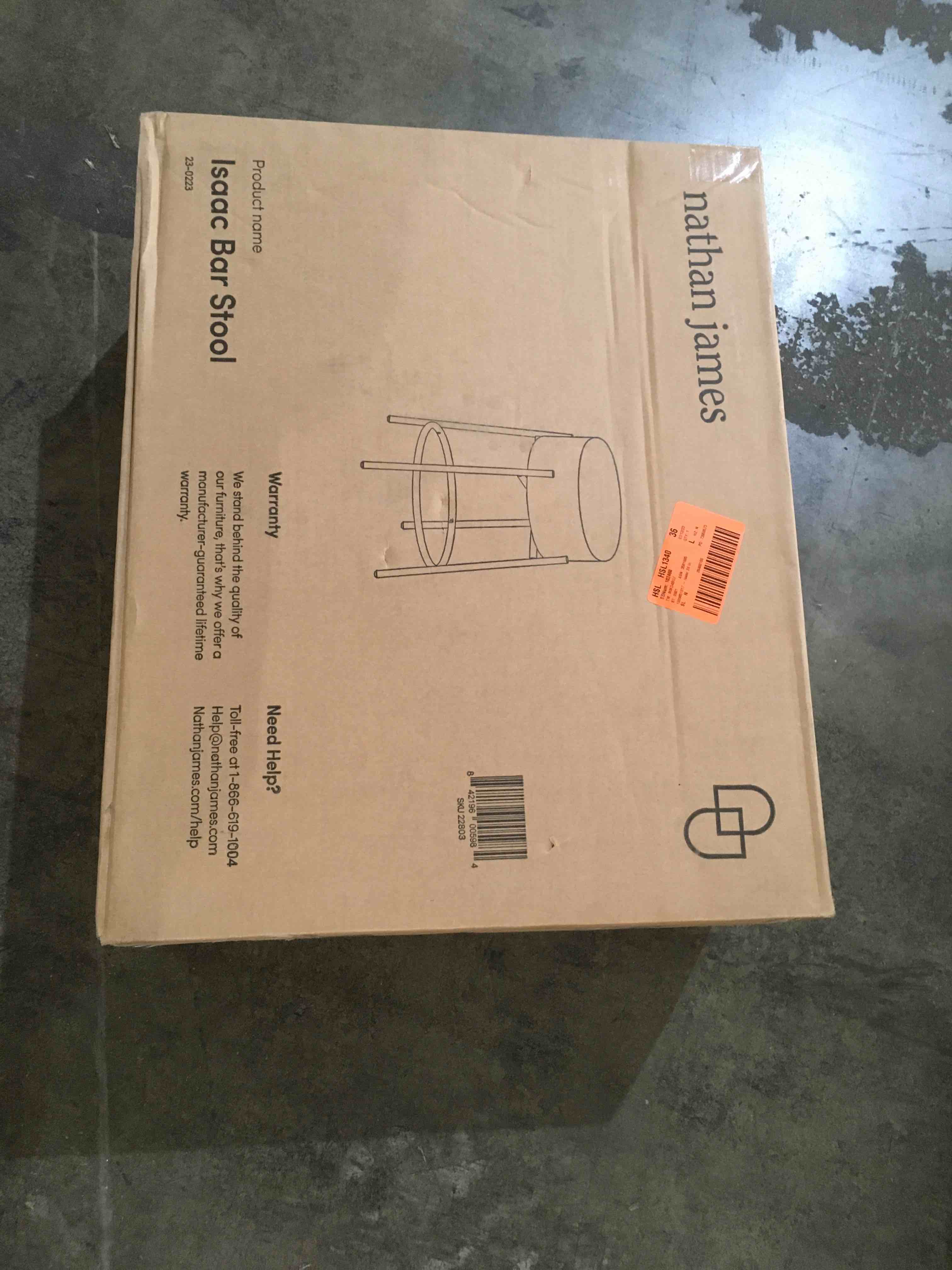 https://s3.amazonaws.com/lotting-images-prod/bidfta/RED4141981_1690545938815.jpeg