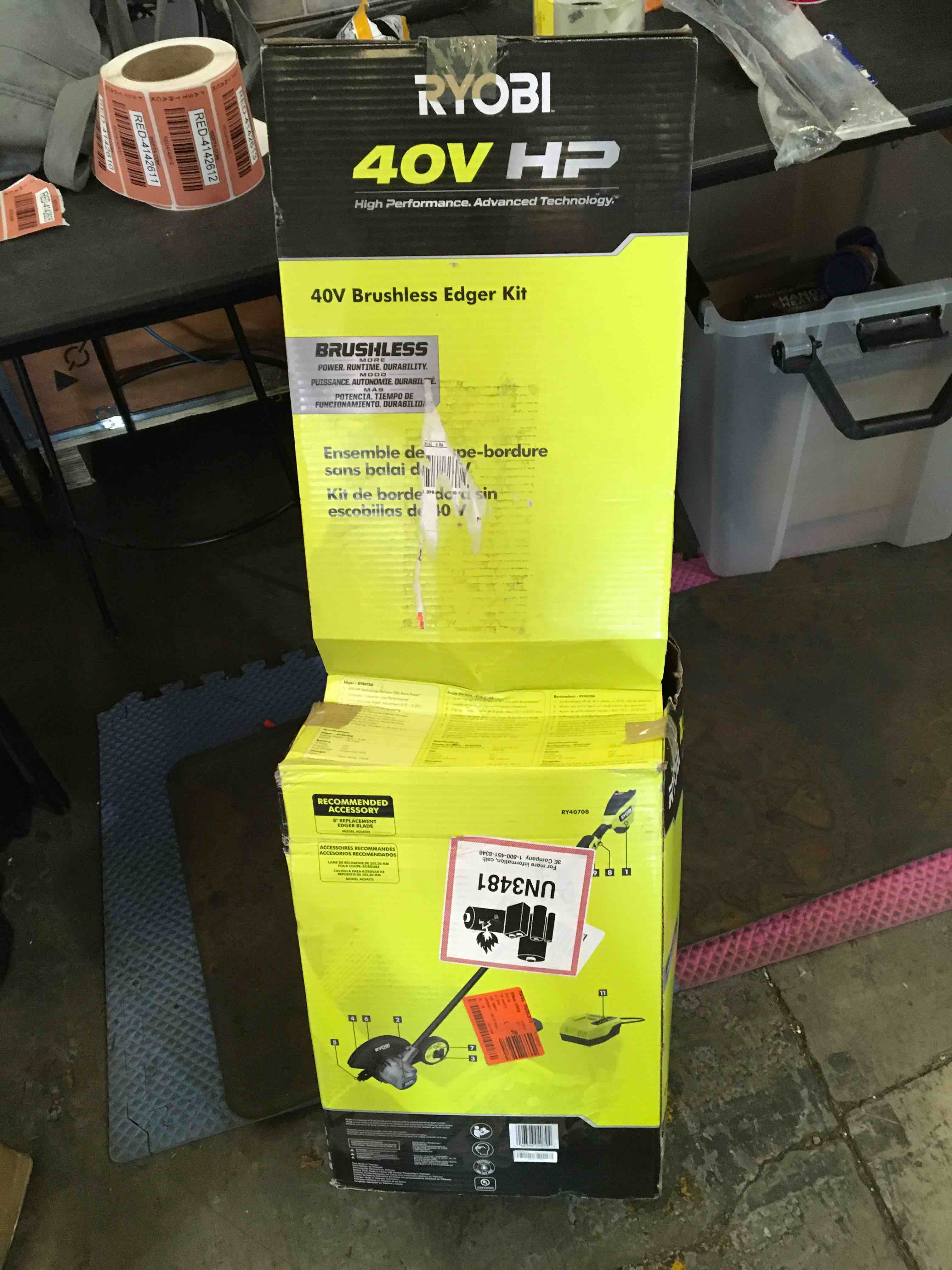 https://s3.amazonaws.com/lotting-images-prod/bidfta/RED4142587_1691518996527.jpeg