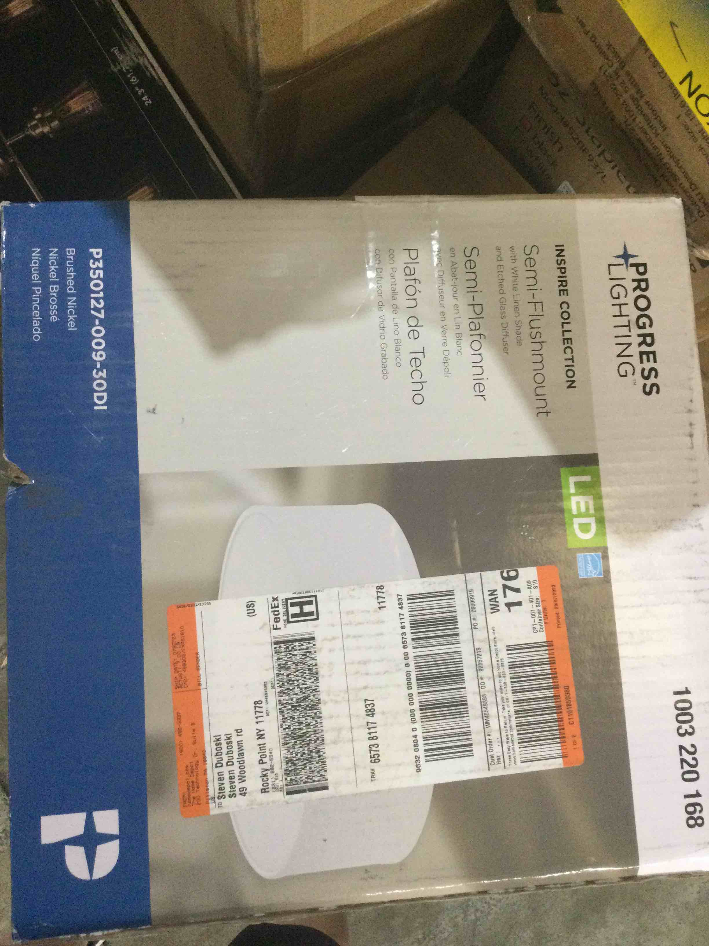 https://s3.amazonaws.com/lotting-images-prod/bidfta/RED4145810_1698159478624.jpeg