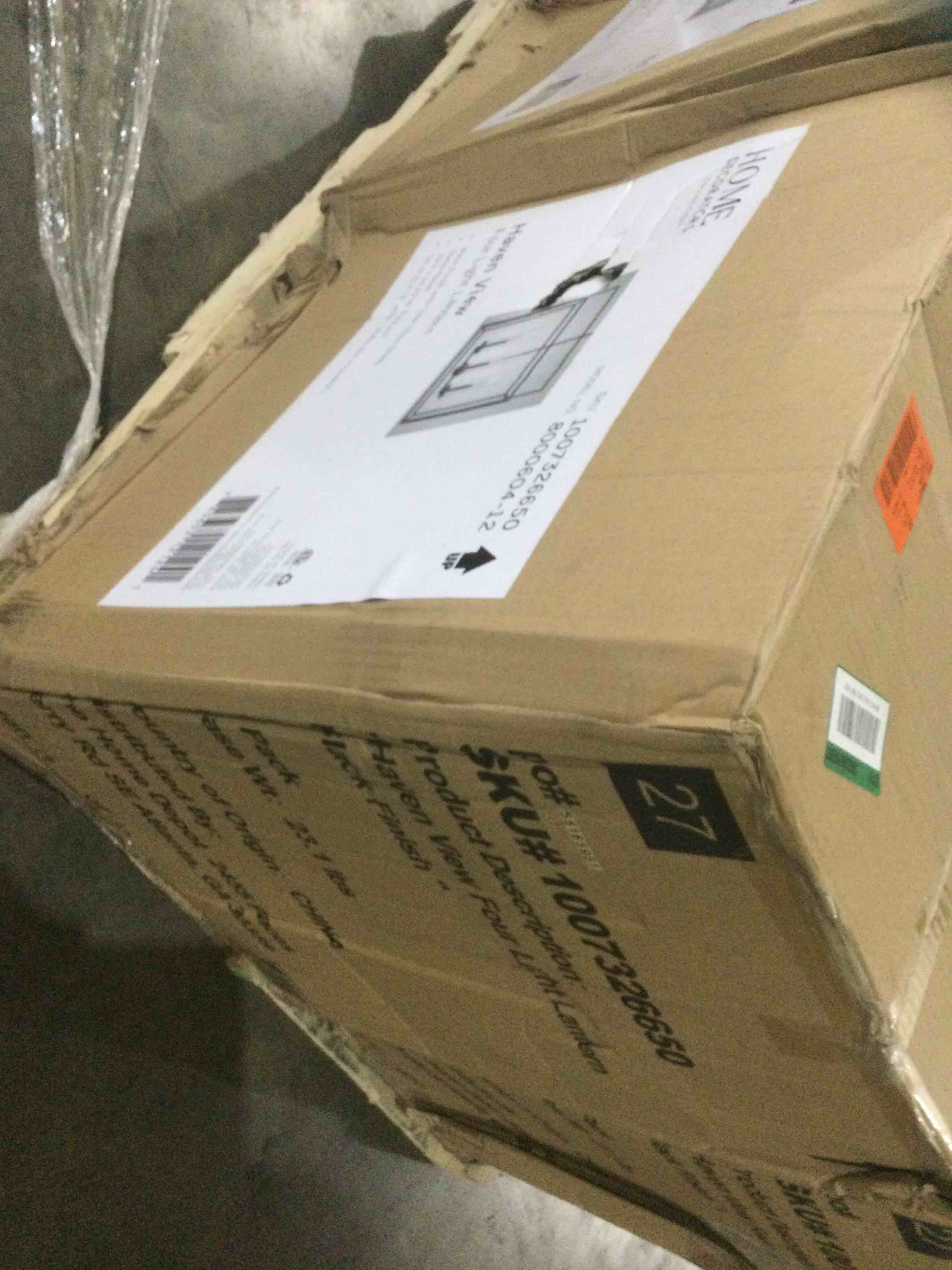 https://s3.amazonaws.com/lotting-images-prod/bidfta/RED4145840_1698325442603.jpeg