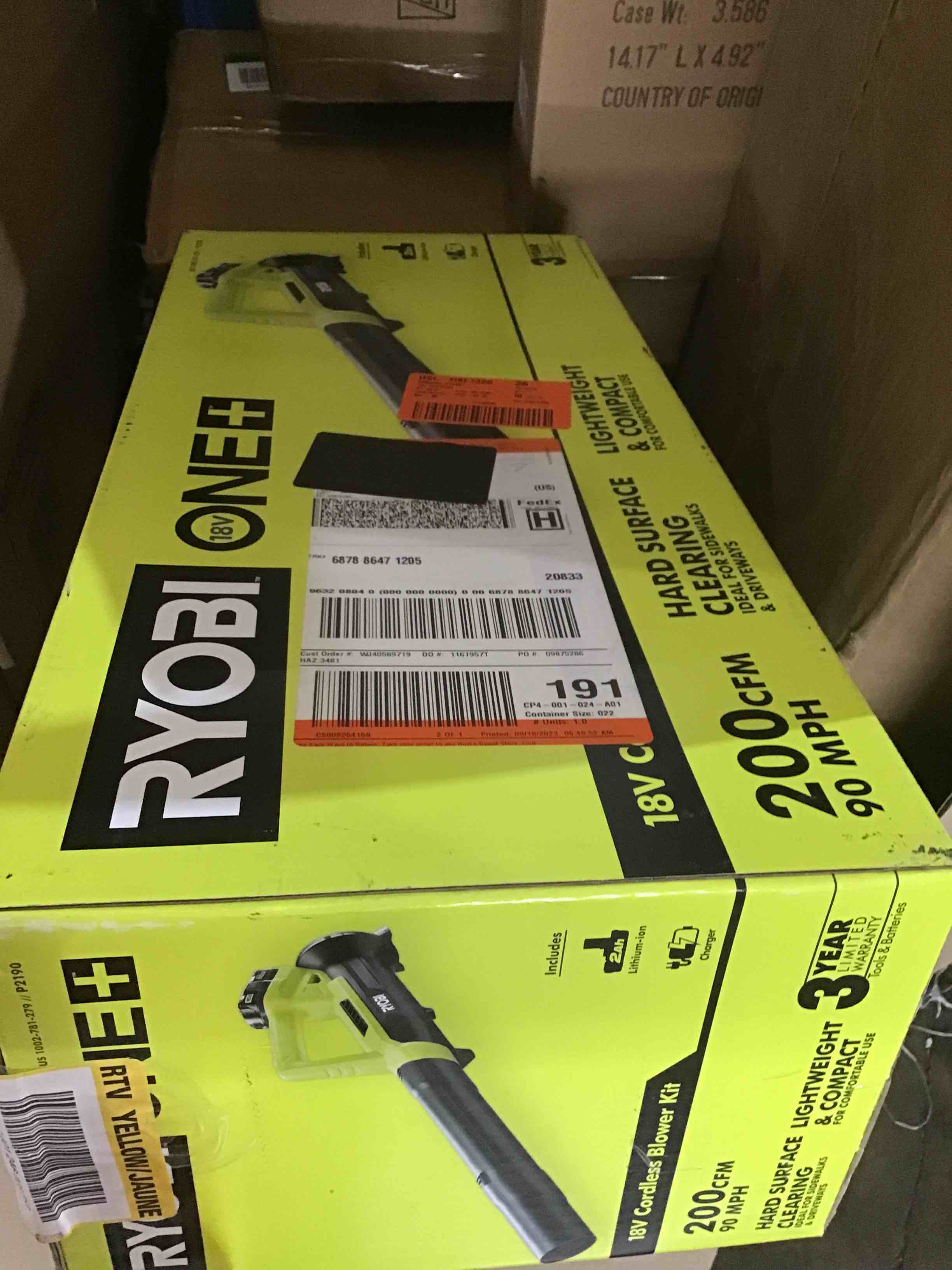 https://s3.amazonaws.com/lotting-images-prod/bidfta/RED4146068_1698431707682.jpeg