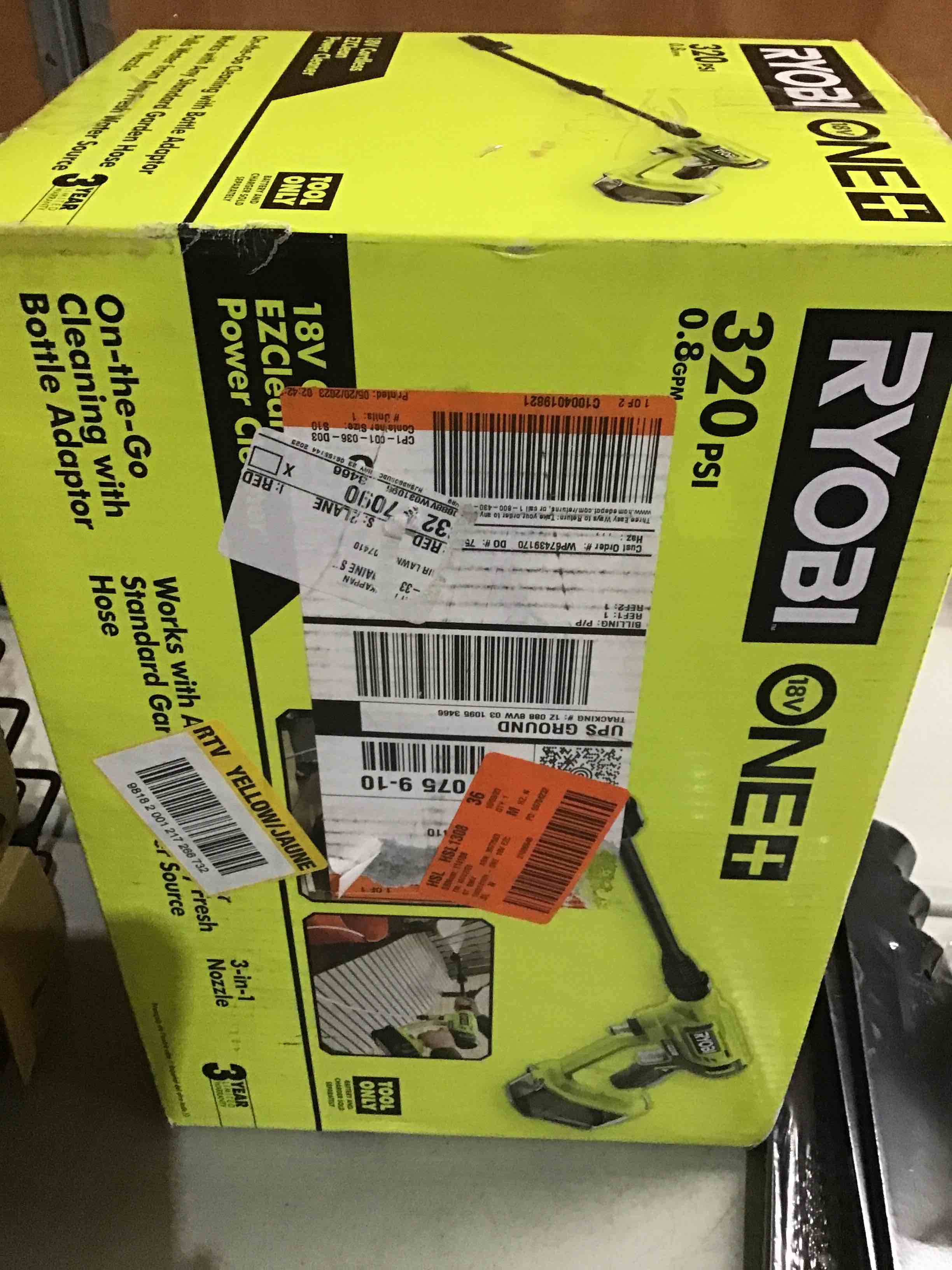 https://s3.amazonaws.com/lotting-images-prod/bidfta/RED4146113_1698759916681.jpeg