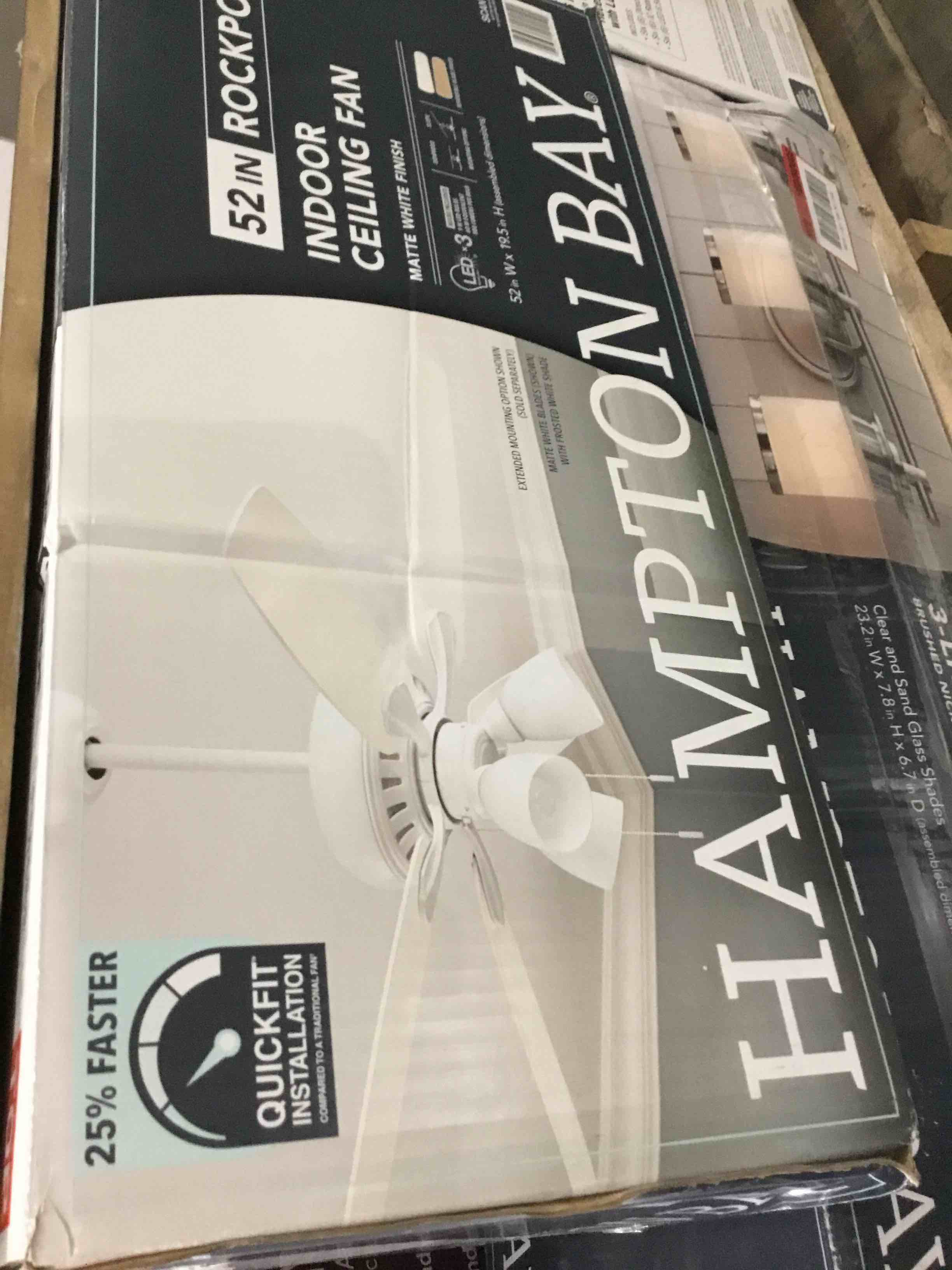 https://s3.amazonaws.com/lotting-images-prod/bidfta/RED4147736_1699300968883.jpeg