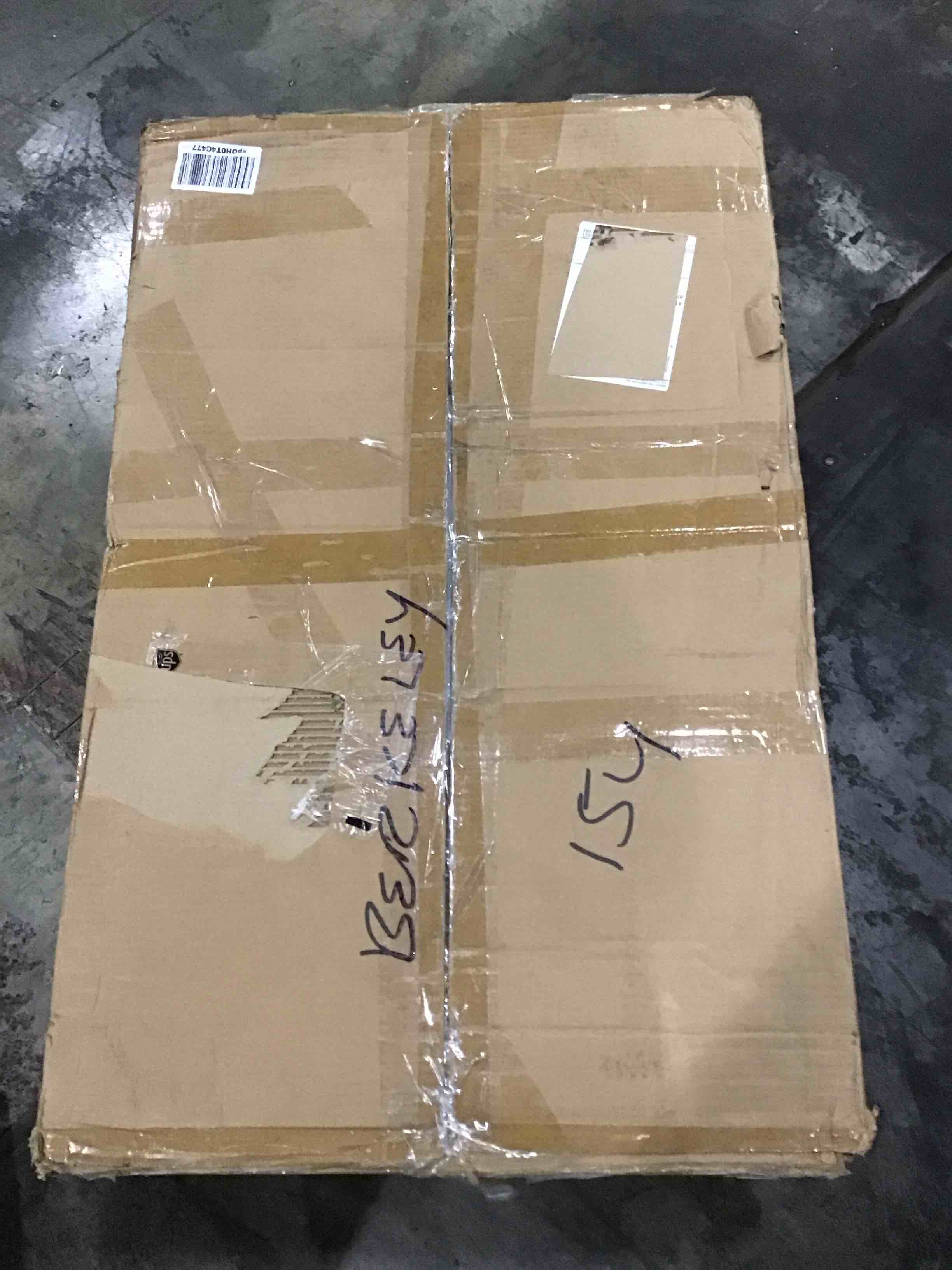 https://s3.amazonaws.com/lotting-images-prod/bidfta/RED4160017_1705493826384.jpeg