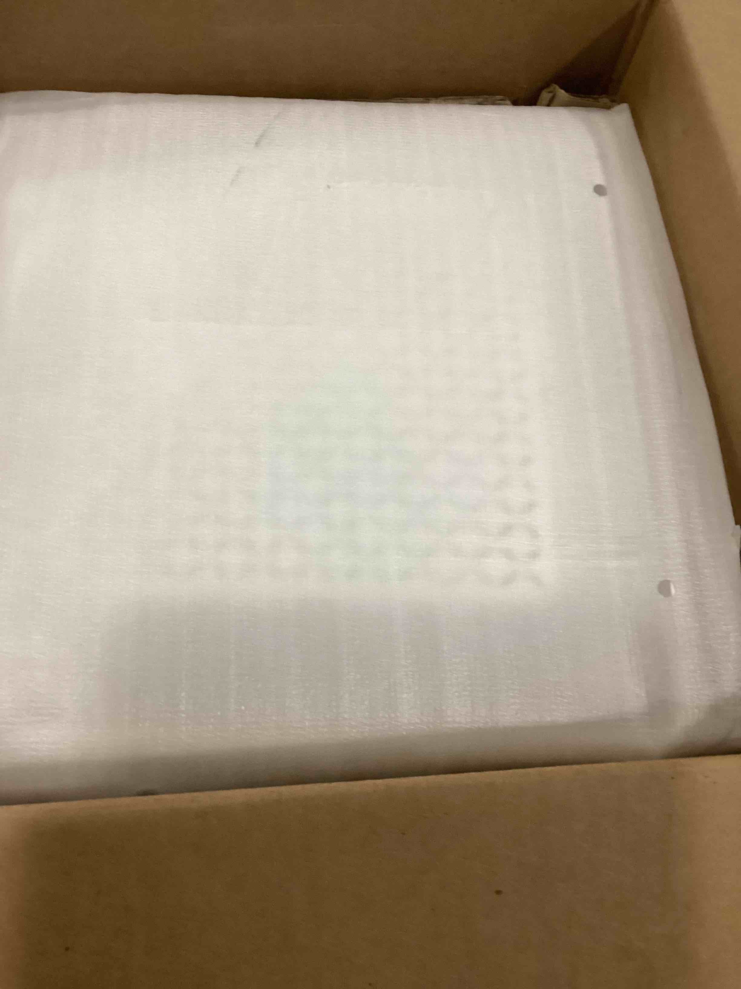 https://s3.amazonaws.com/lotting-images-prod/bidfta/RED4160313_1706023904965.jpeg