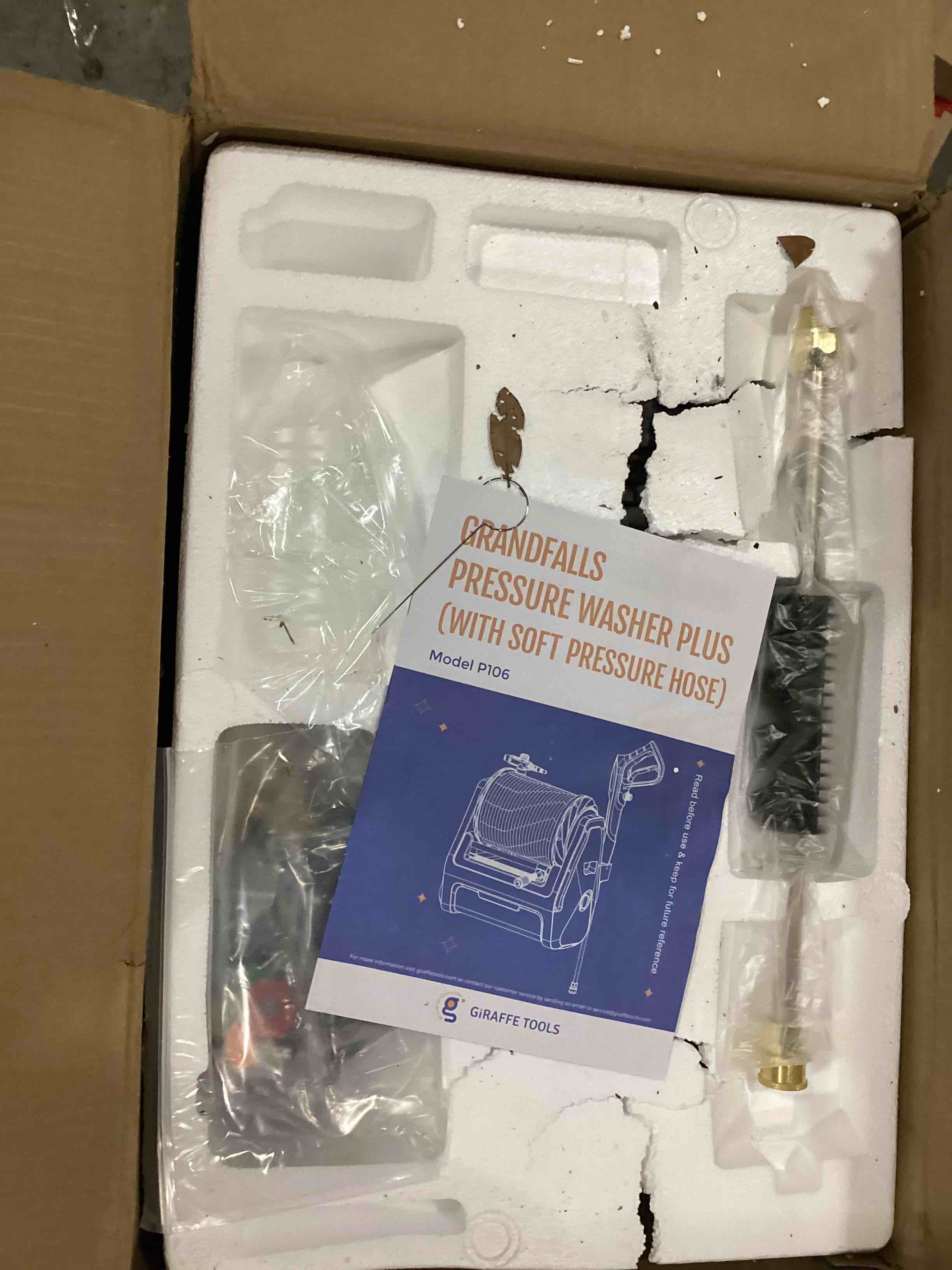 https://s3.amazonaws.com/lotting-images-prod/bidfta/RED4161364_1707245565974.jpeg