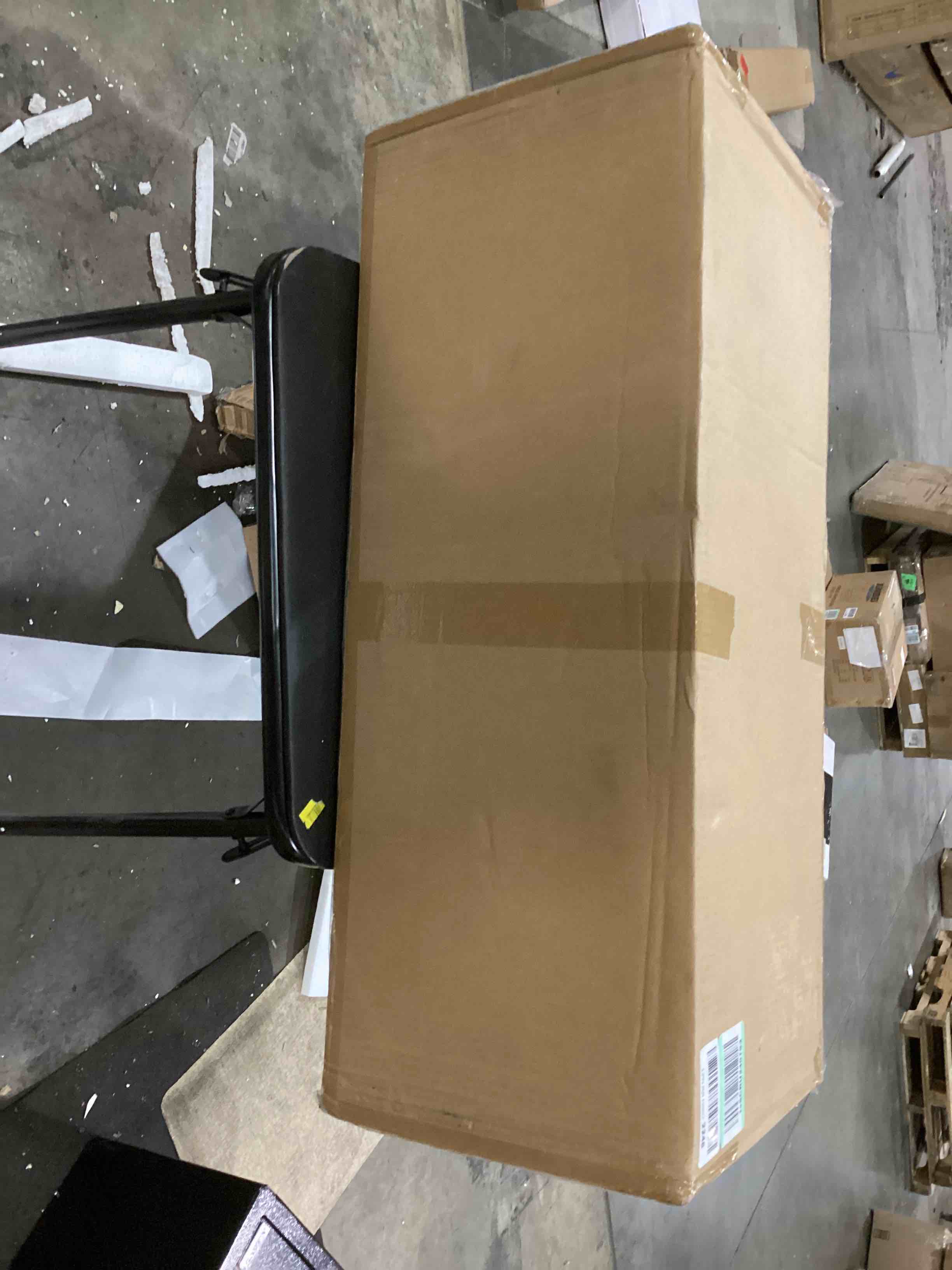https://s3.amazonaws.com/lotting-images-prod/bidfta/RED4161975_1705939149189.jpeg