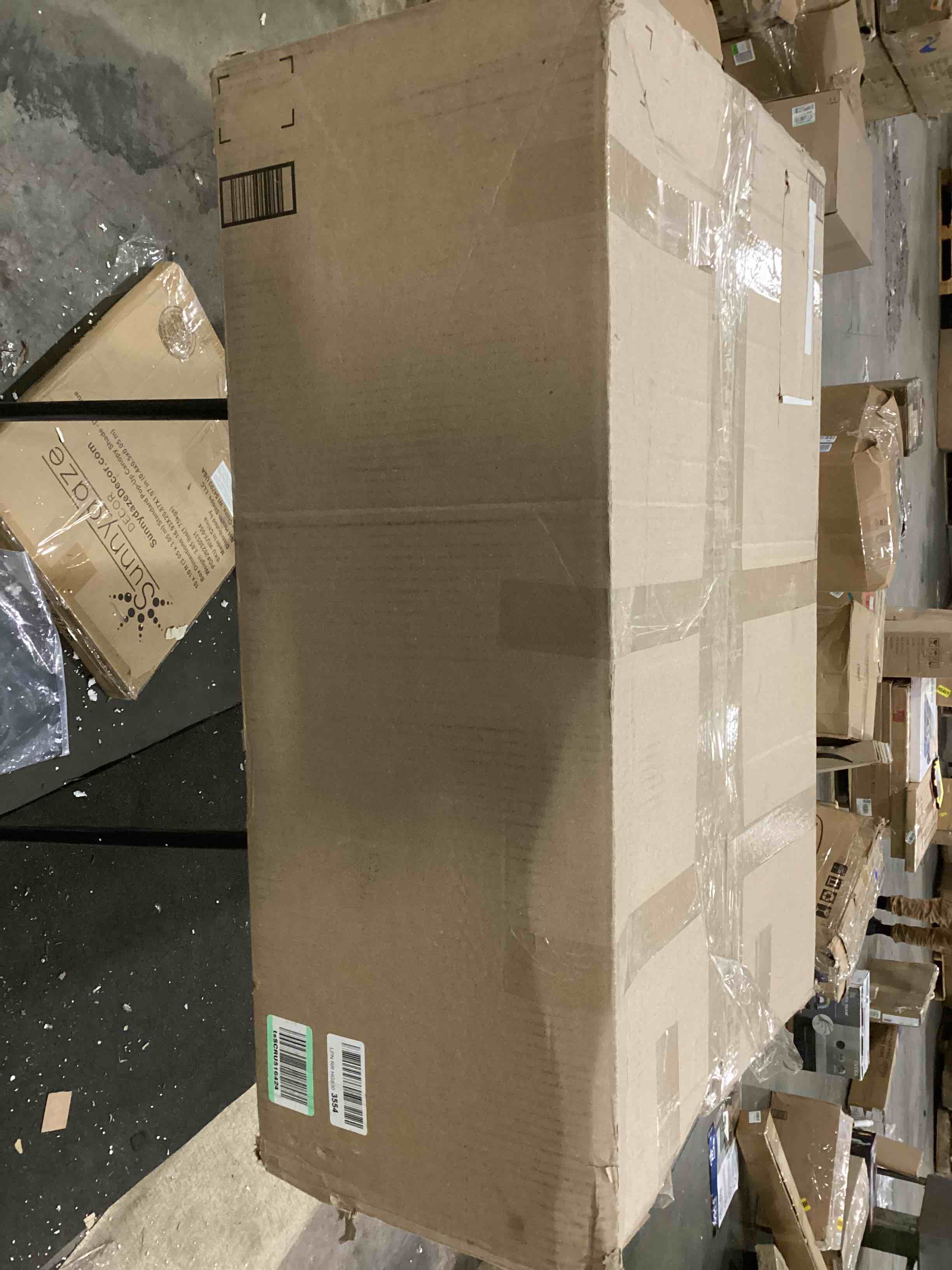 https://s3.amazonaws.com/lotting-images-prod/bidfta/RED4162128_1706124711146.jpeg