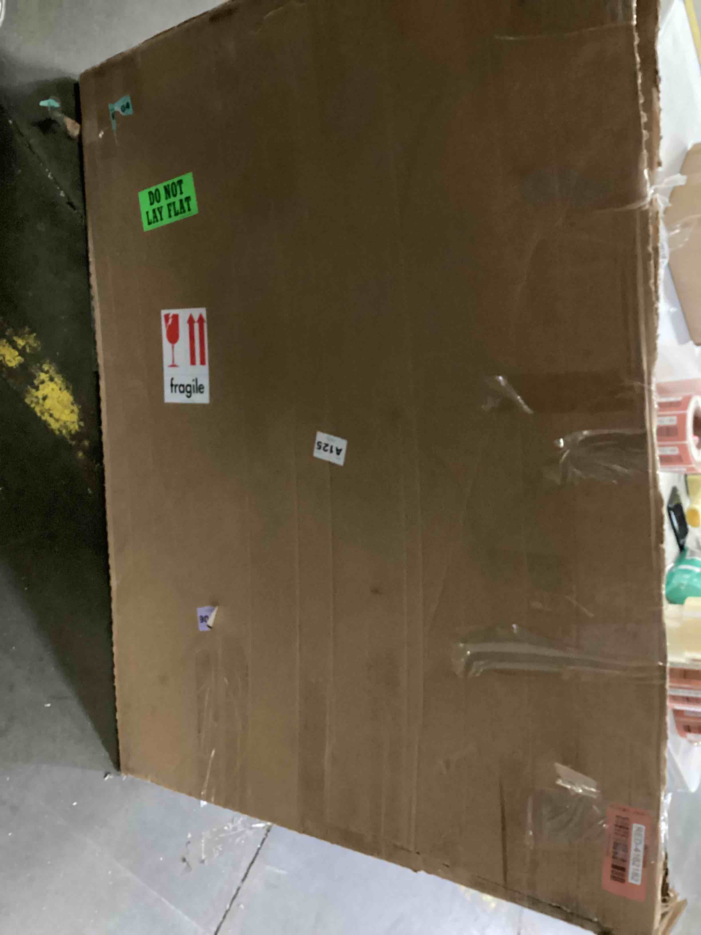 https://s3.amazonaws.com/lotting-images-prod/bidfta/RED4162182_1706197082813.jpeg