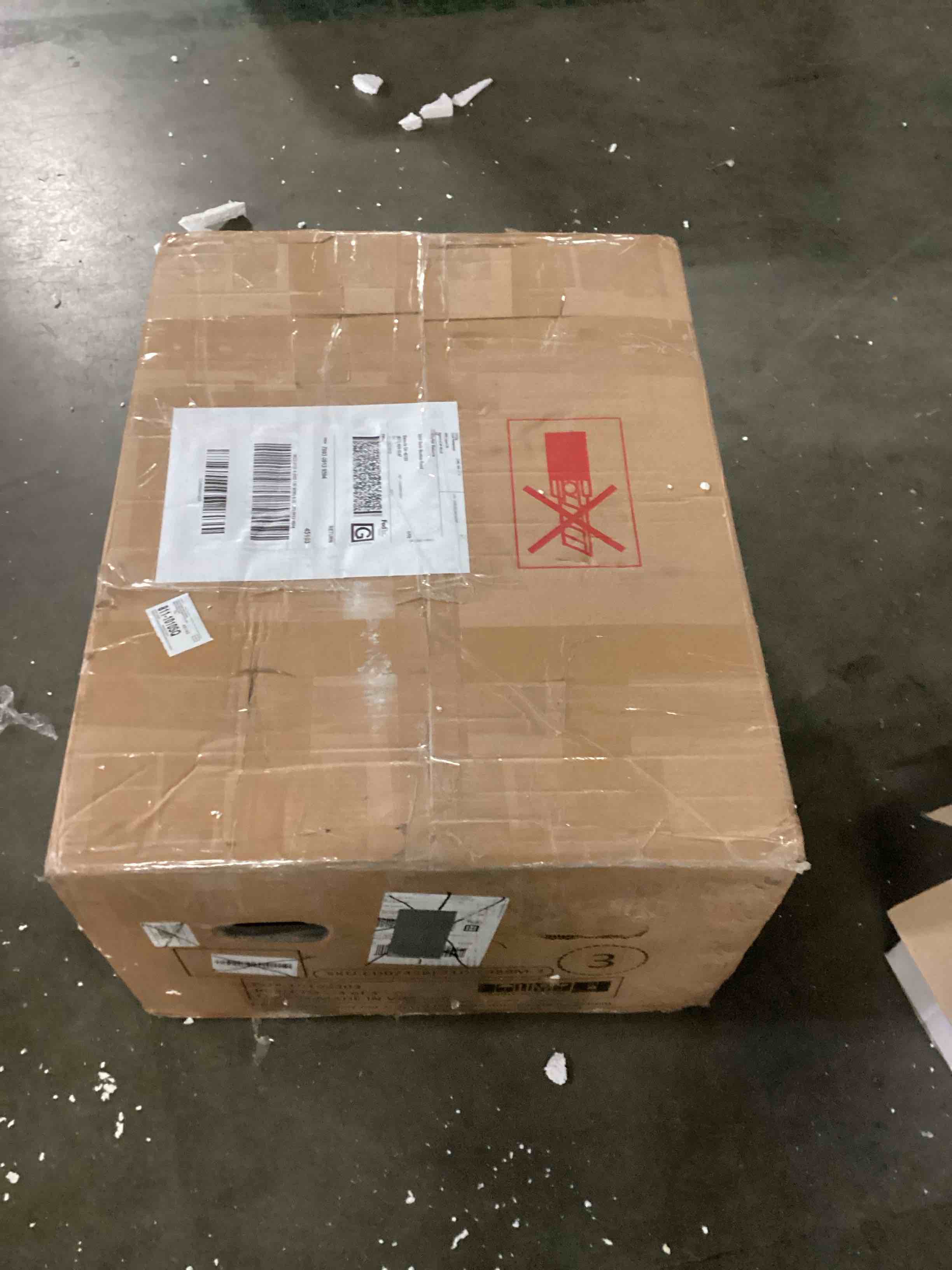 https://s3.amazonaws.com/lotting-images-prod/bidfta/RED4162578_1707234920426.jpeg
