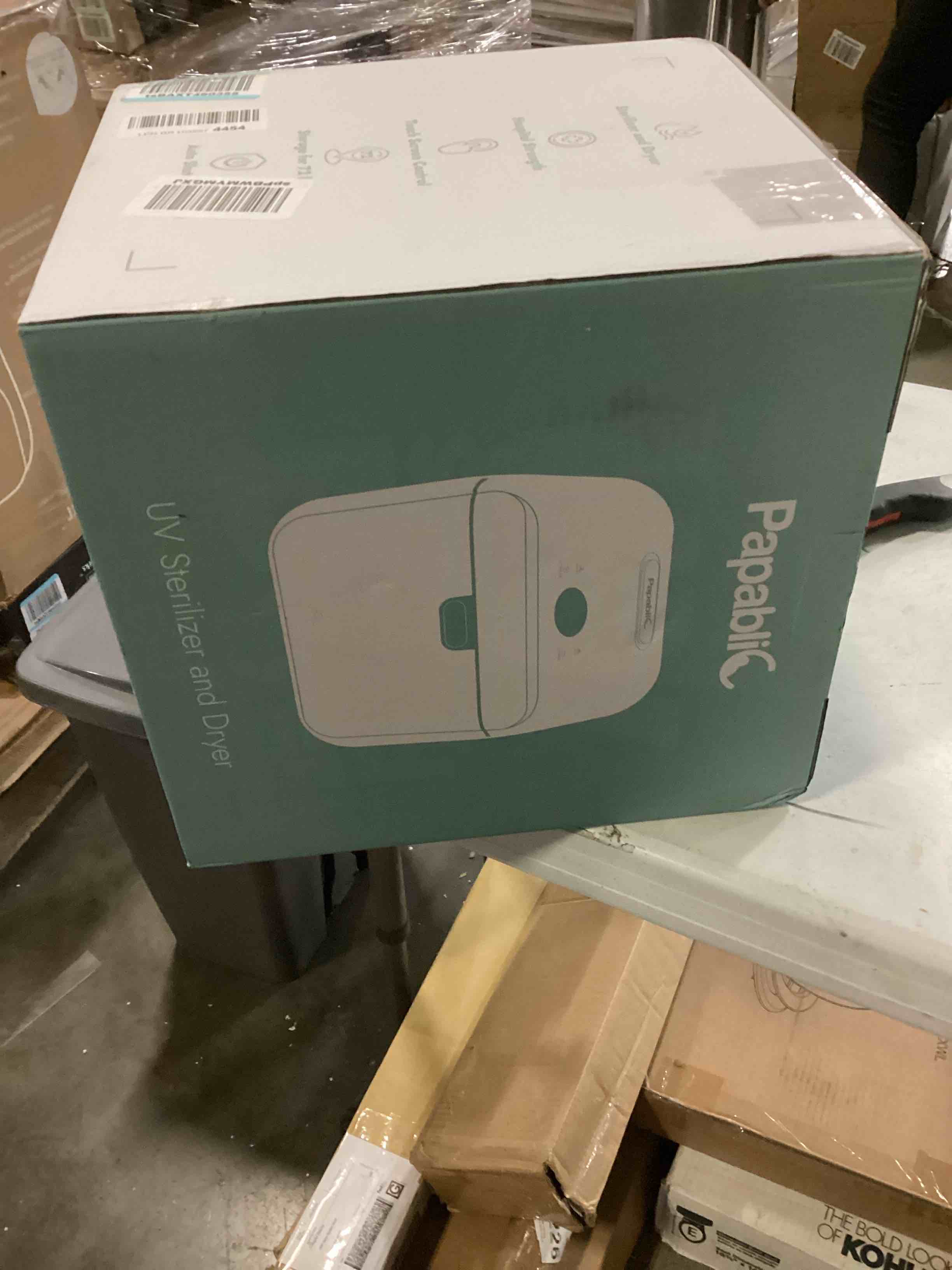 https://s3.amazonaws.com/lotting-images-prod/bidfta/RED4162806_1708001513366.jpeg