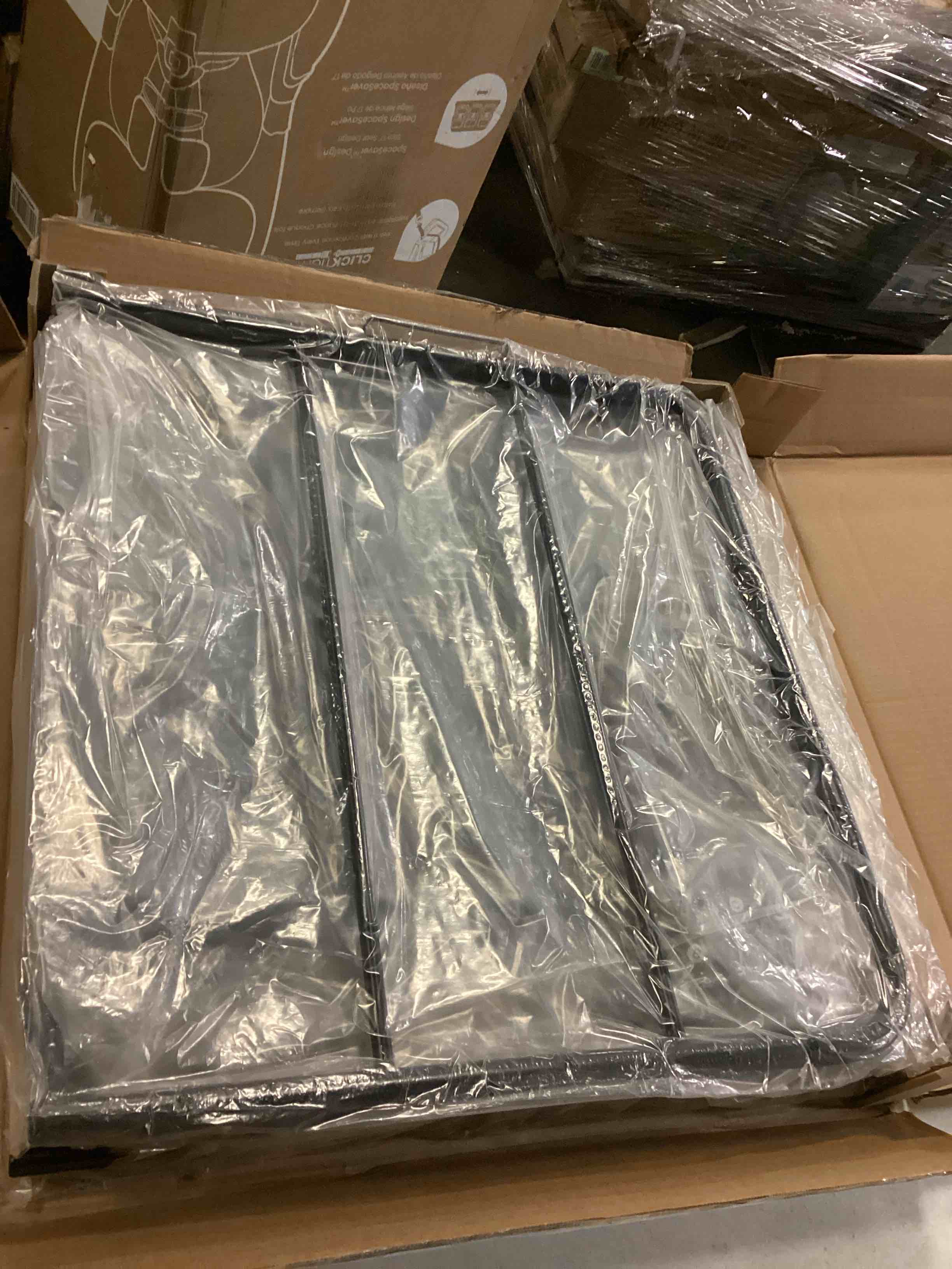 https://s3.amazonaws.com/lotting-images-prod/bidfta/RED4162827_1708003945464.jpeg