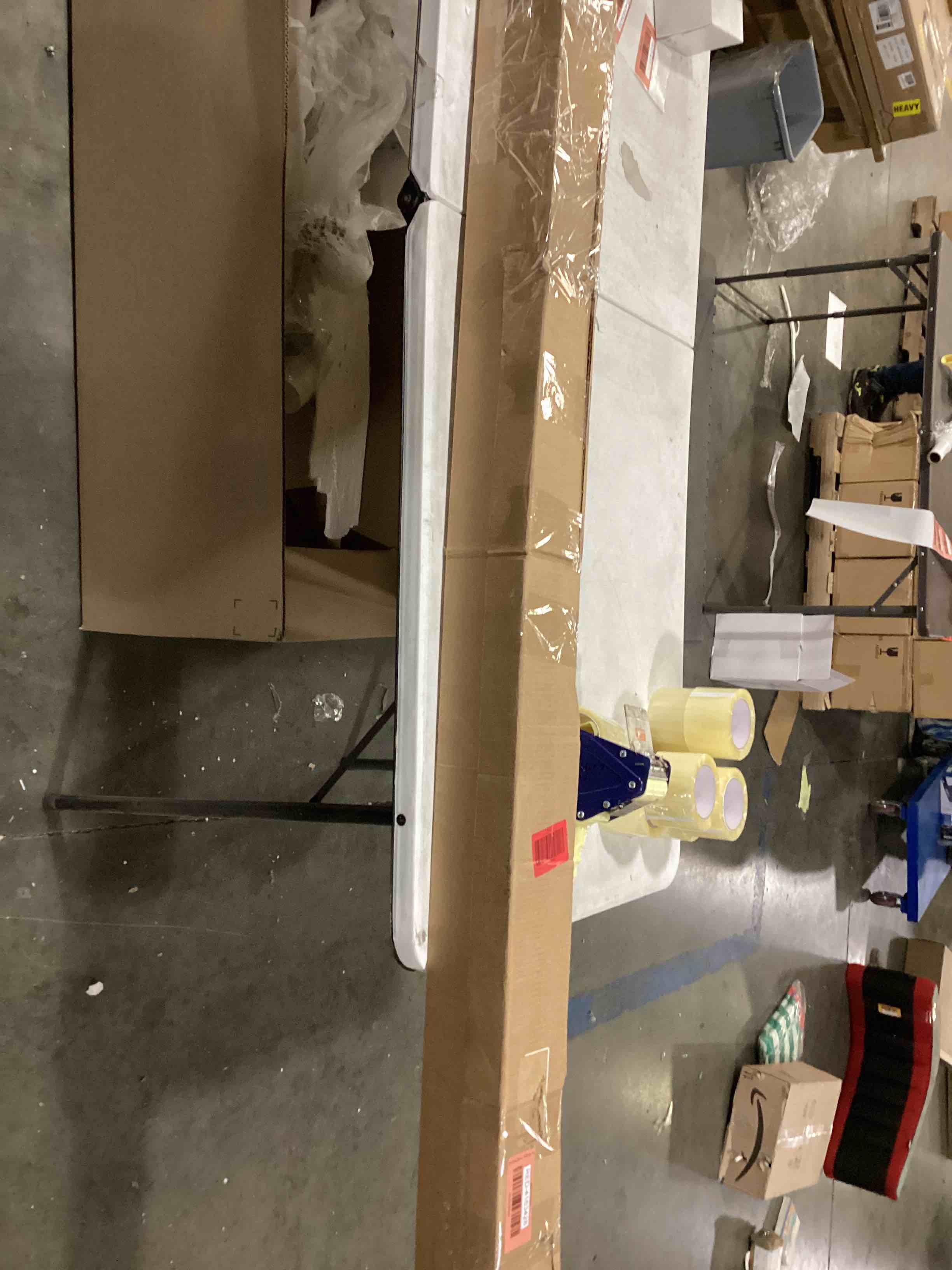 https://s3.amazonaws.com/lotting-images-prod/bidfta/RED4163428_1705682000079.jpeg