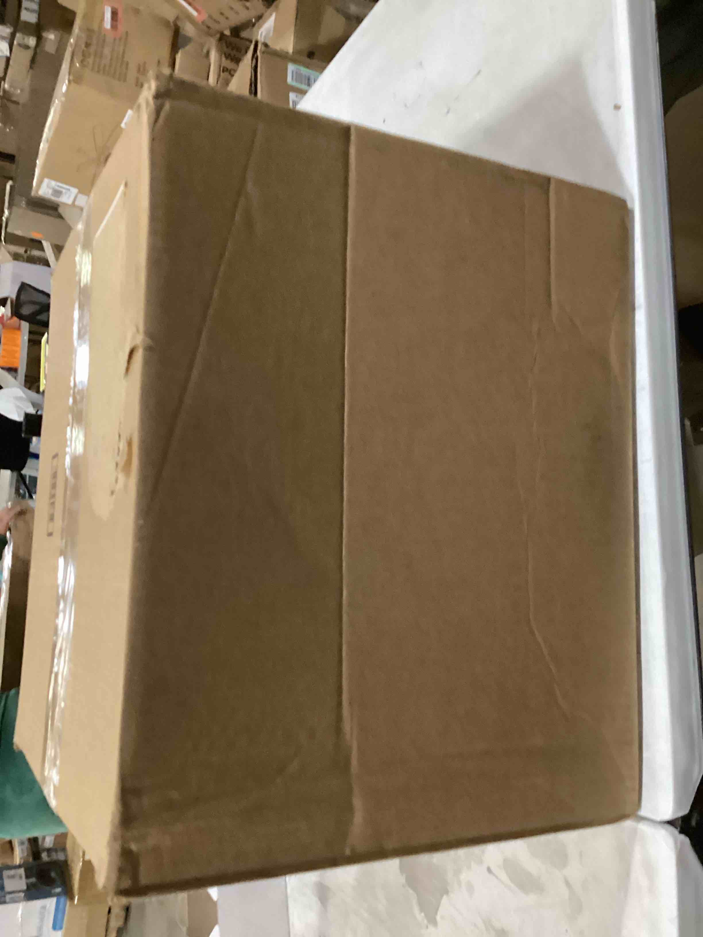 https://s3.amazonaws.com/lotting-images-prod/bidfta/RED4164012_1706617957306.jpeg