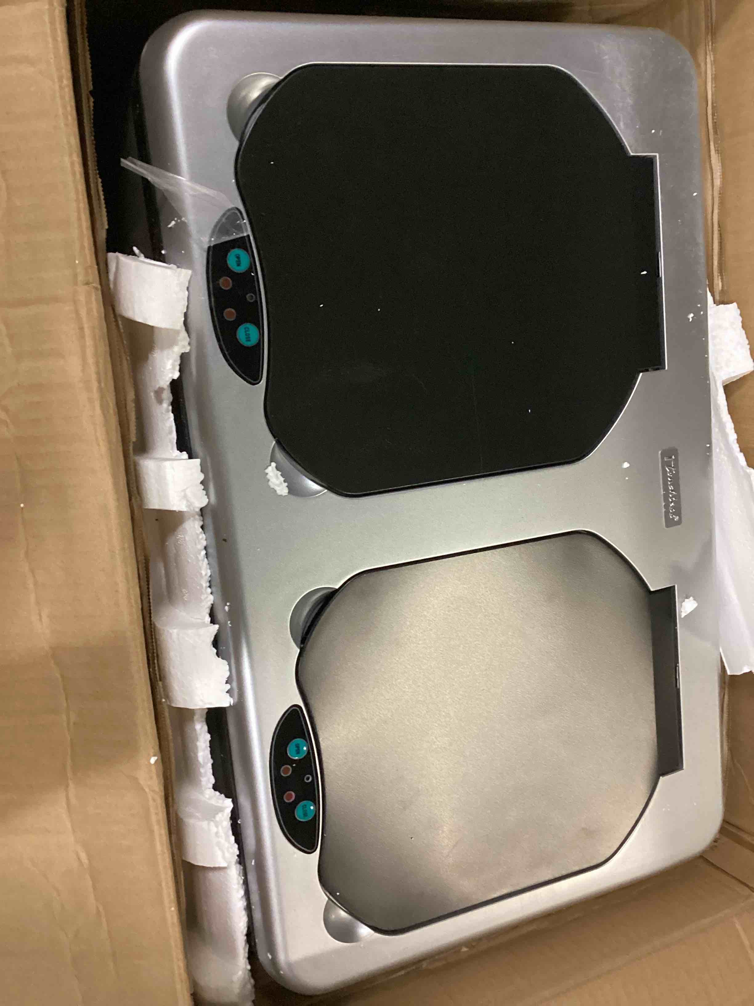 https://s3.amazonaws.com/lotting-images-prod/bidfta/RED4164333_1707921378866.jpeg