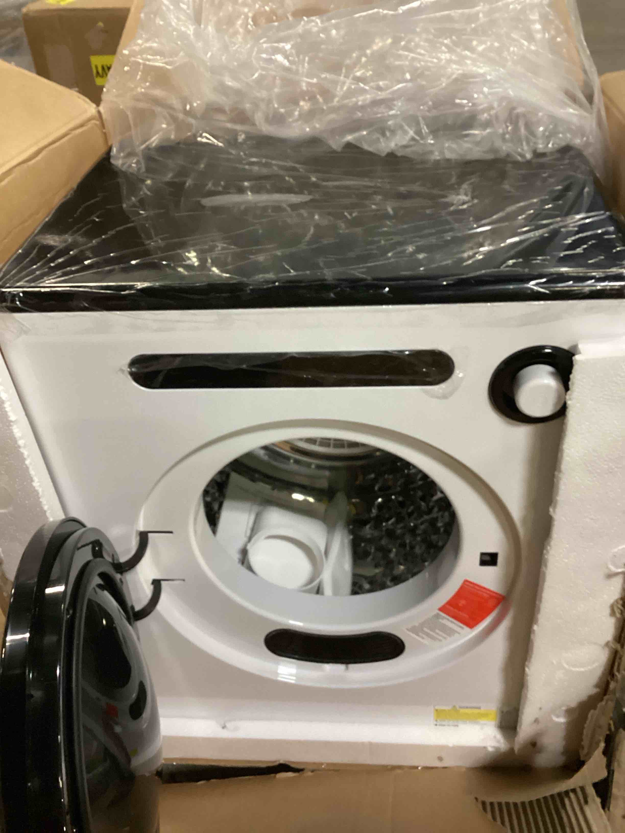https://s3.amazonaws.com/lotting-images-prod/bidfta/RED4164408_1707939597577.jpeg
