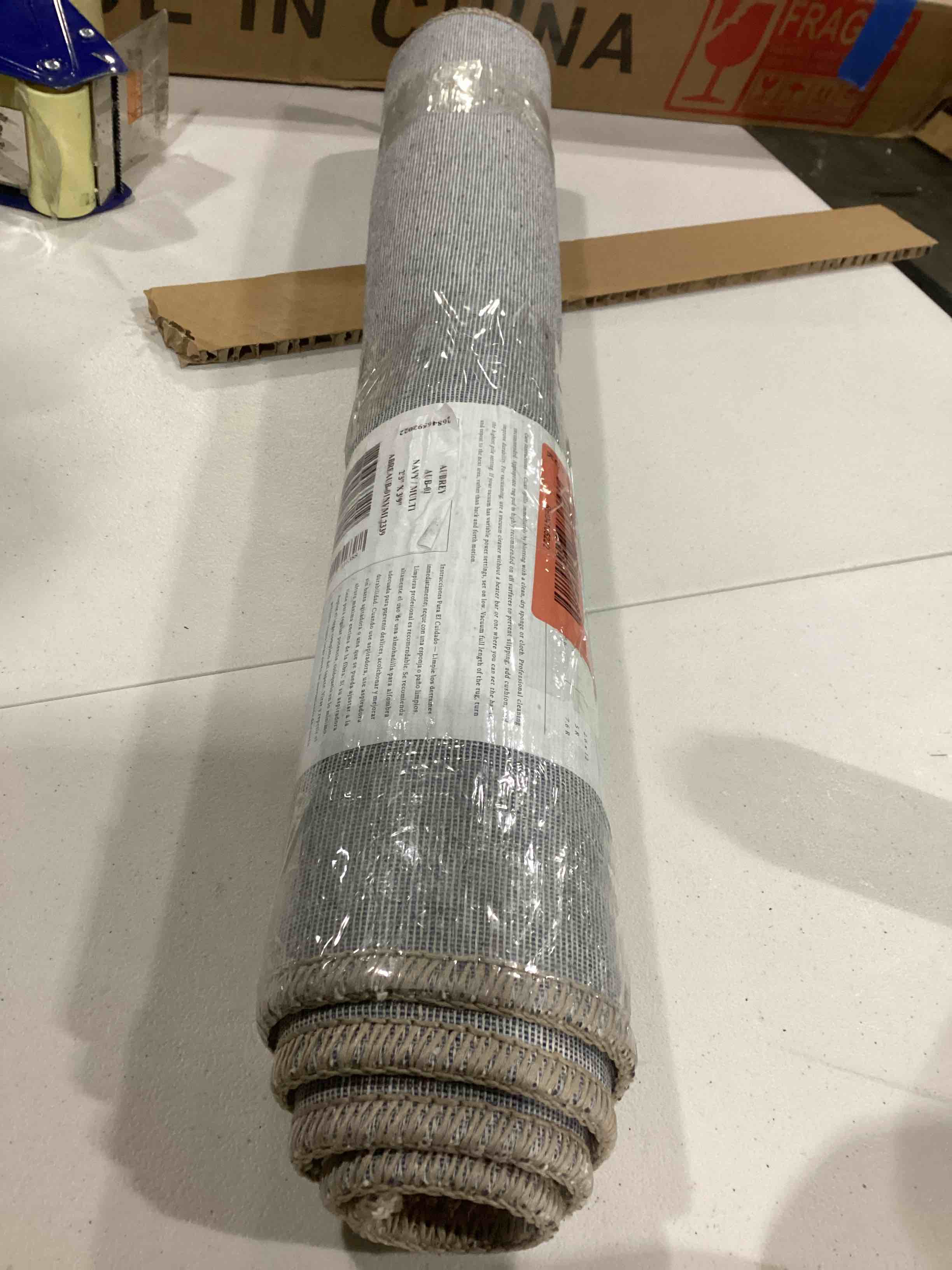 https://s3.amazonaws.com/lotting-images-prod/bidfta/RED4165222_1706187590789.jpeg