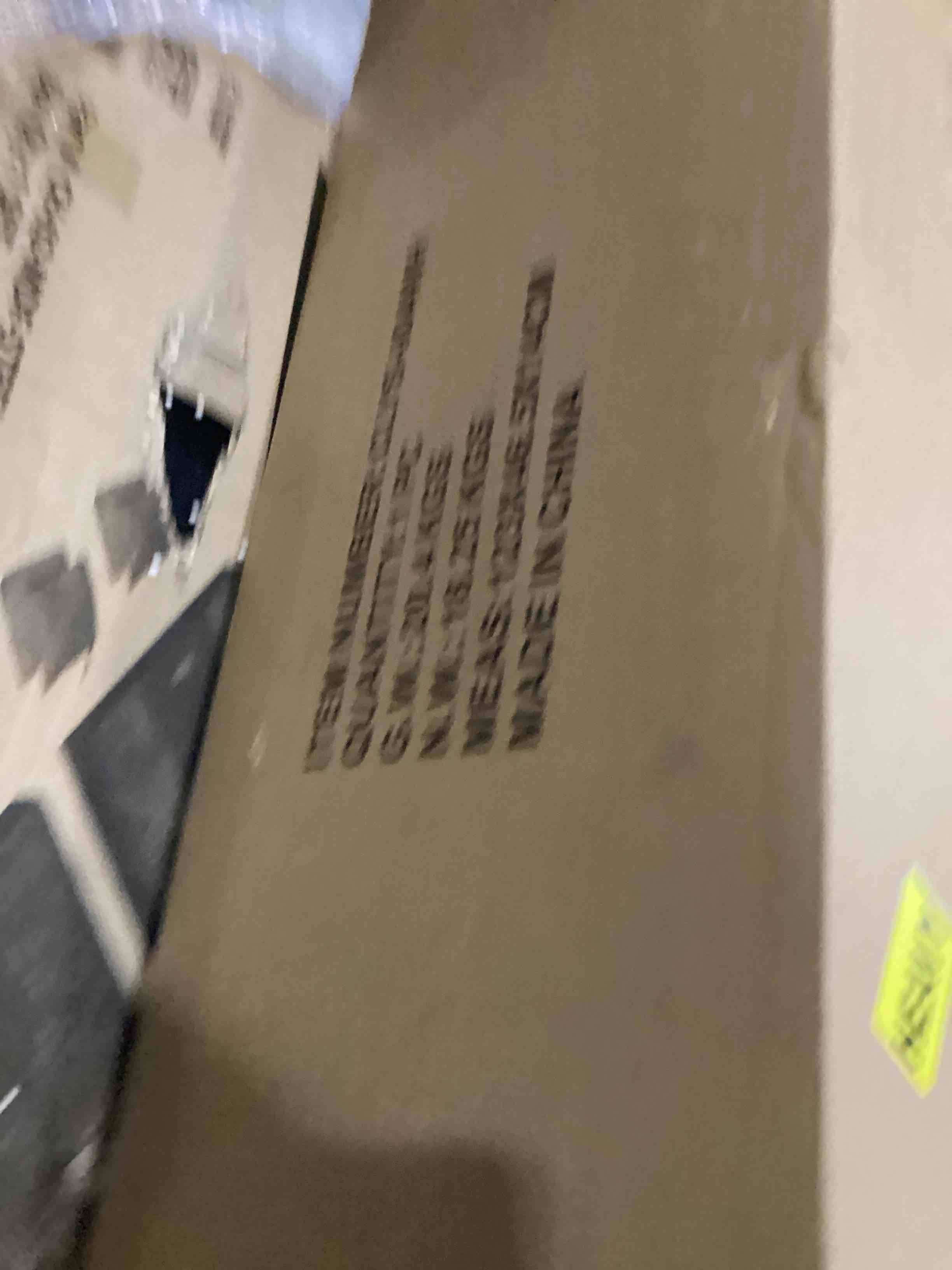 https://s3.amazonaws.com/lotting-images-prod/bidfta/RED4165237_1706192283108.jpeg