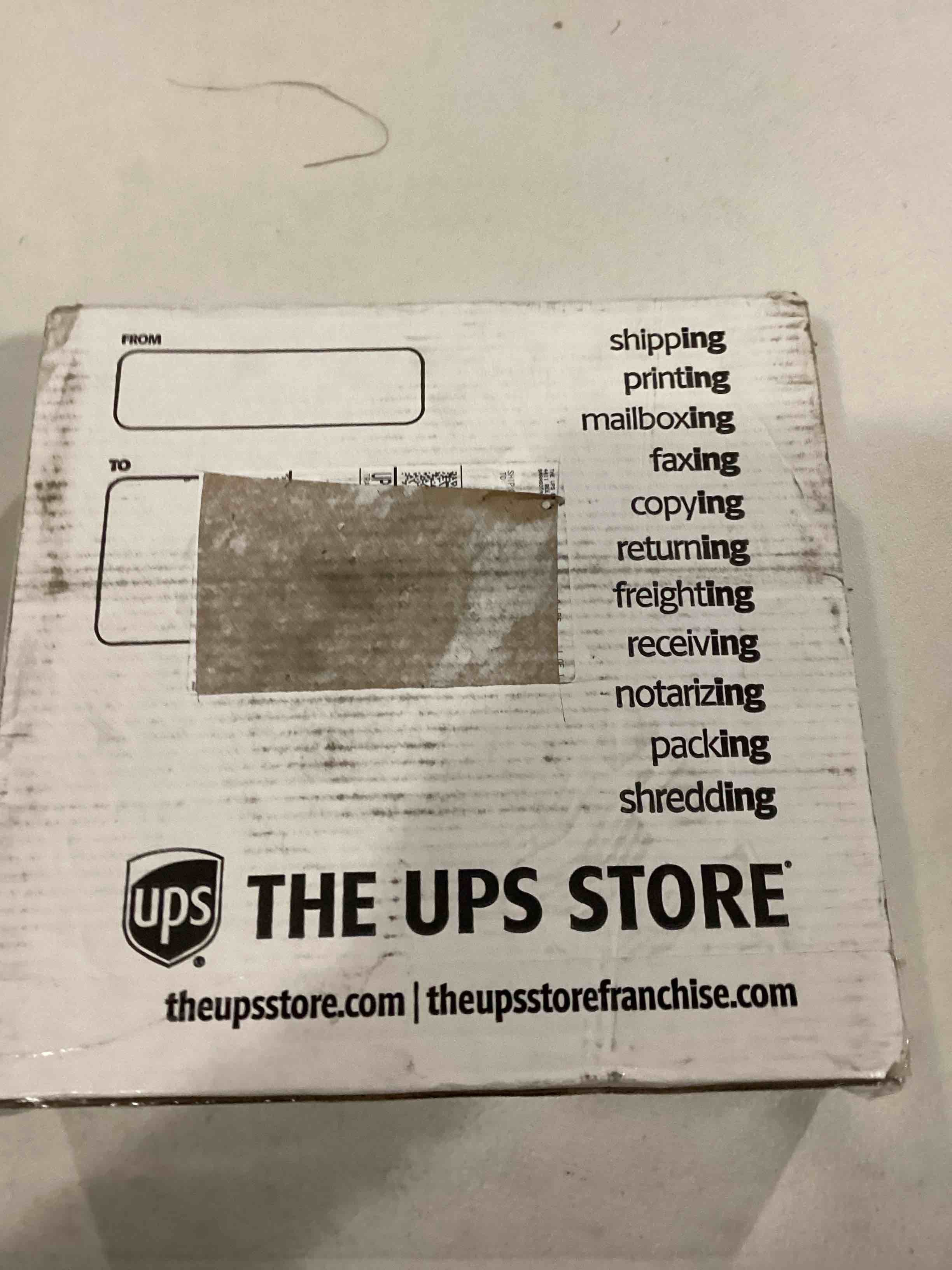 https://s3.amazonaws.com/lotting-images-prod/bidfta/RED4165594_1706796632054.jpeg
