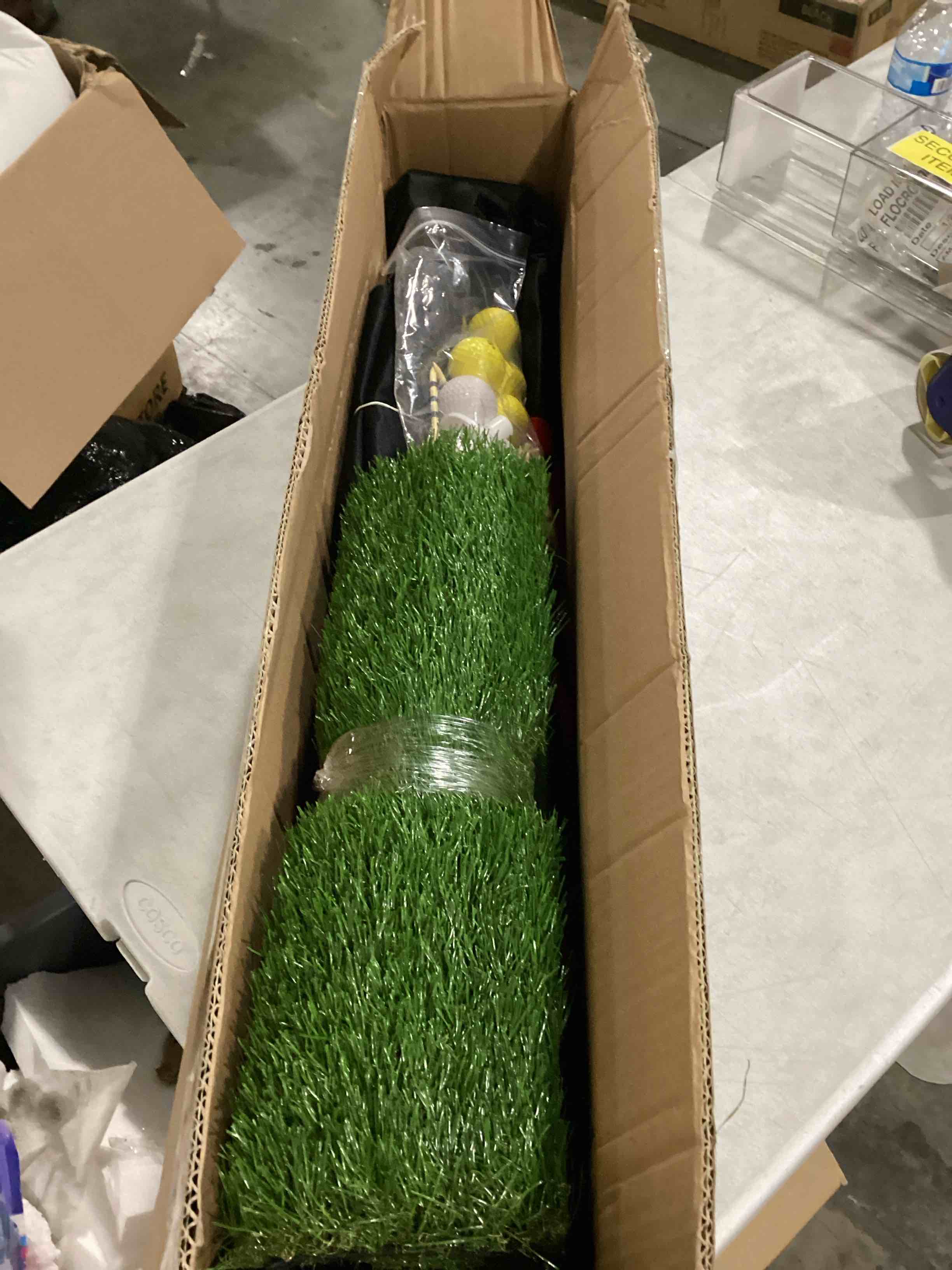 https://s3.amazonaws.com/lotting-images-prod/bidfta/RED4166912_1706190668749.jpeg