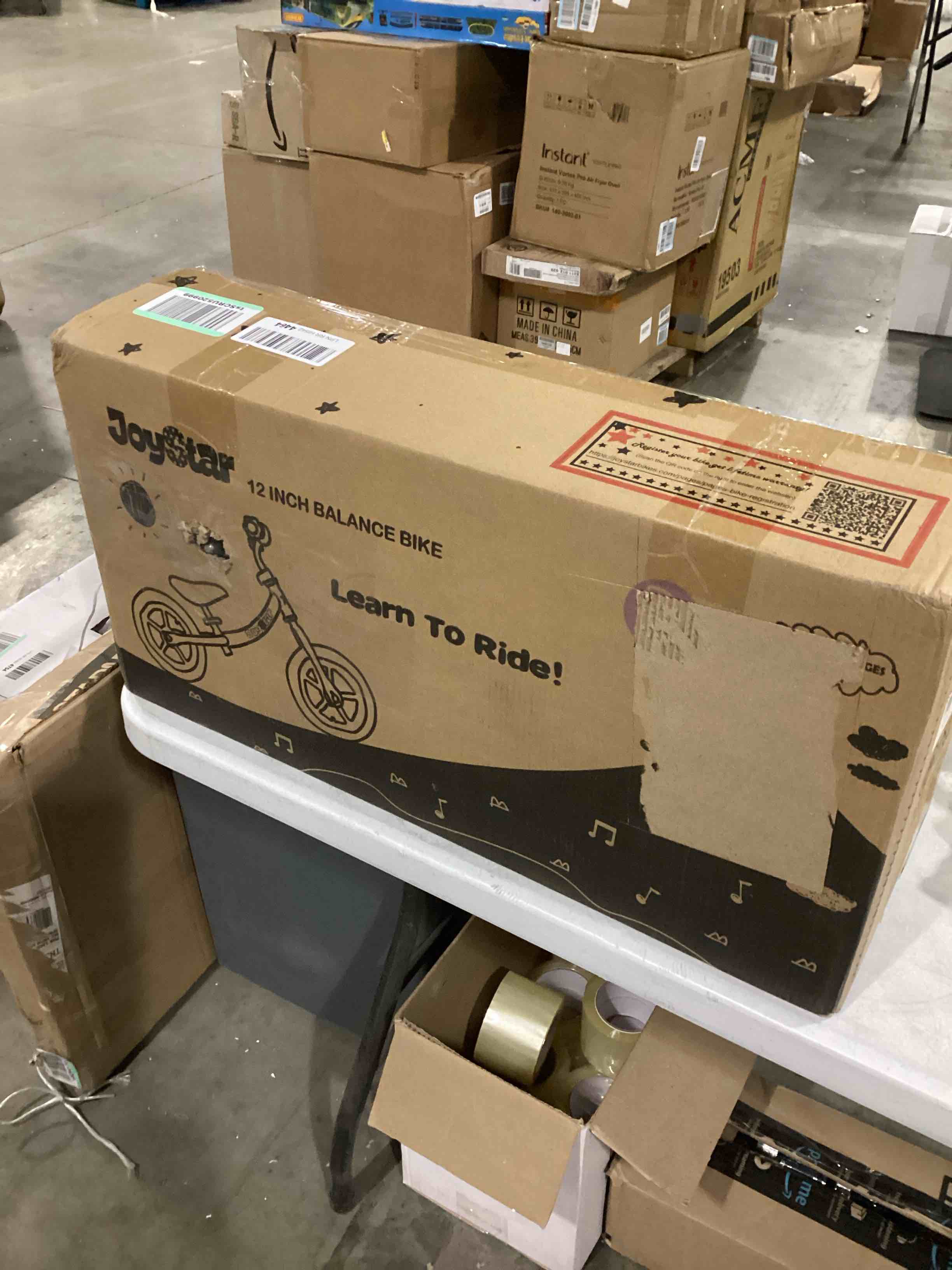 https://s3.amazonaws.com/lotting-images-prod/bidfta/RED4167257_1706559581615.jpeg