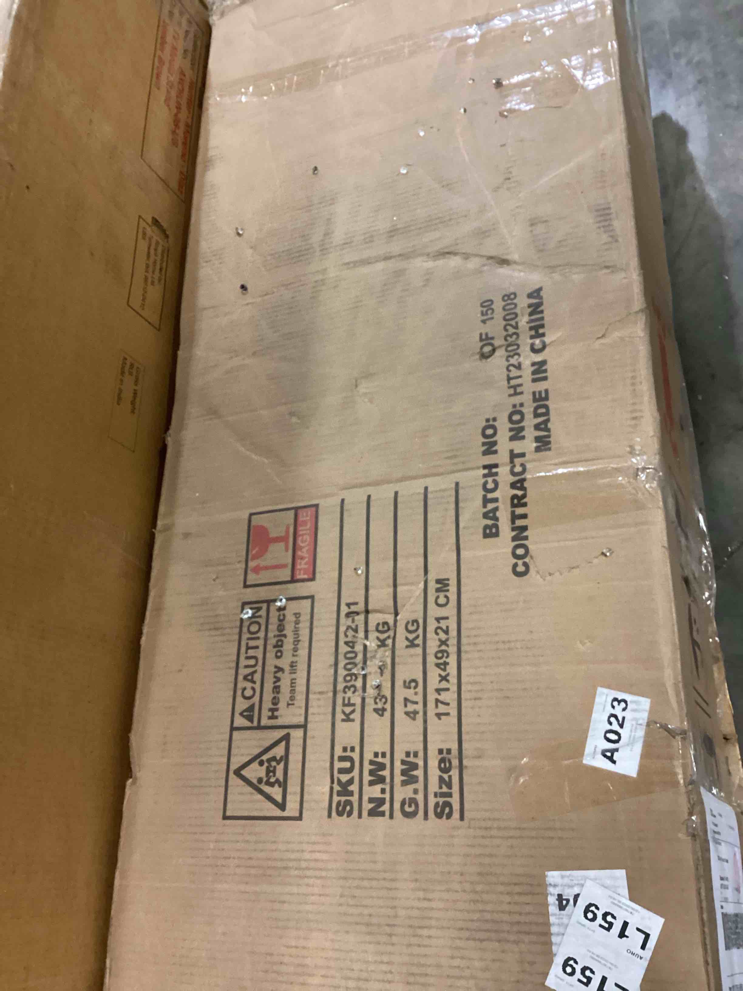 https://s3.amazonaws.com/lotting-images-prod/bidfta/RED4170070_1705346716779.jpeg