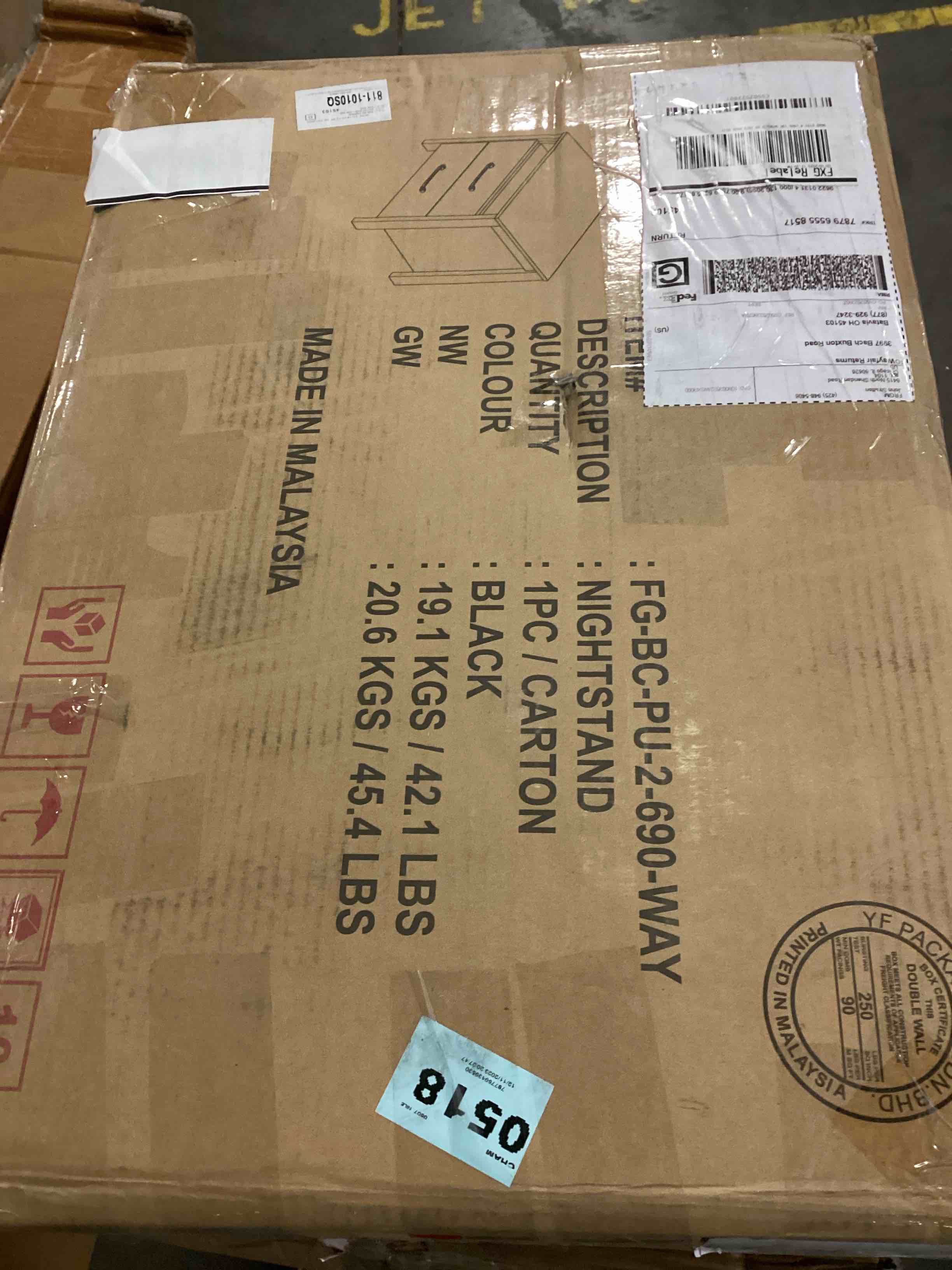 https://s3.amazonaws.com/lotting-images-prod/bidfta/RED4170080_1705348204240.jpeg