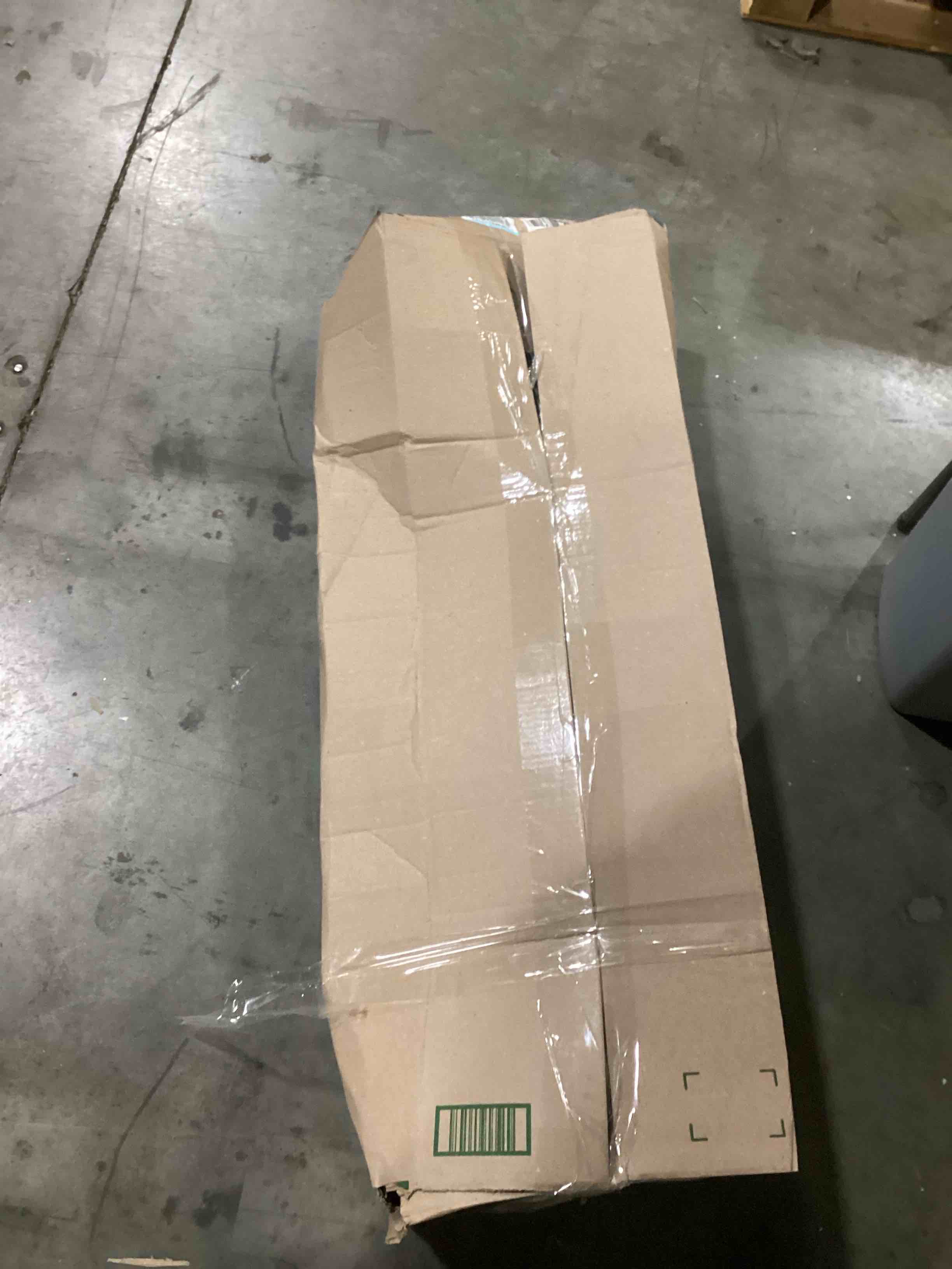 https://s3.amazonaws.com/lotting-images-prod/bidfta/RED4170452_1704804047423.jpeg