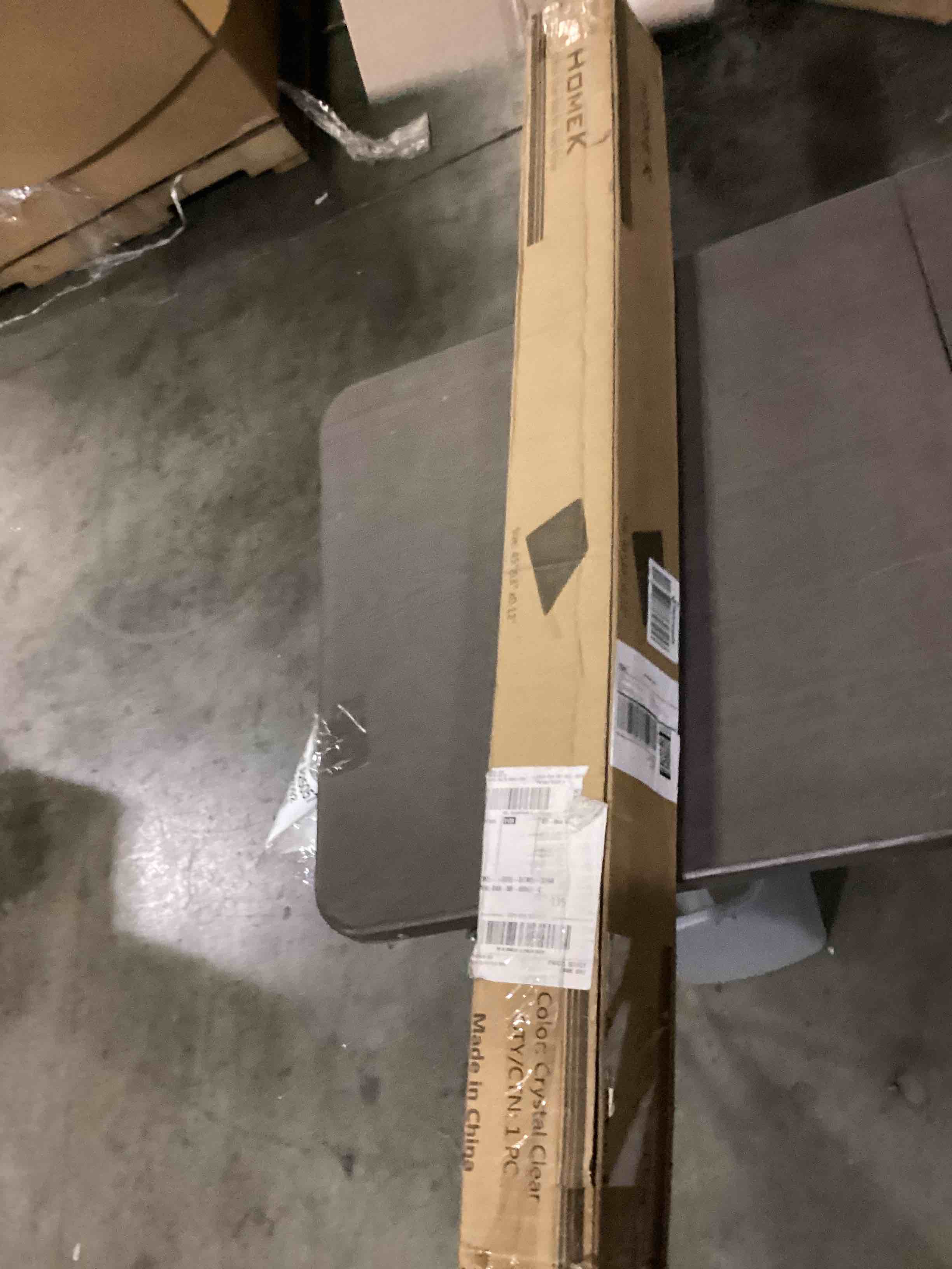 https://s3.amazonaws.com/lotting-images-prod/bidfta/RED4170598_1704910029657.jpeg