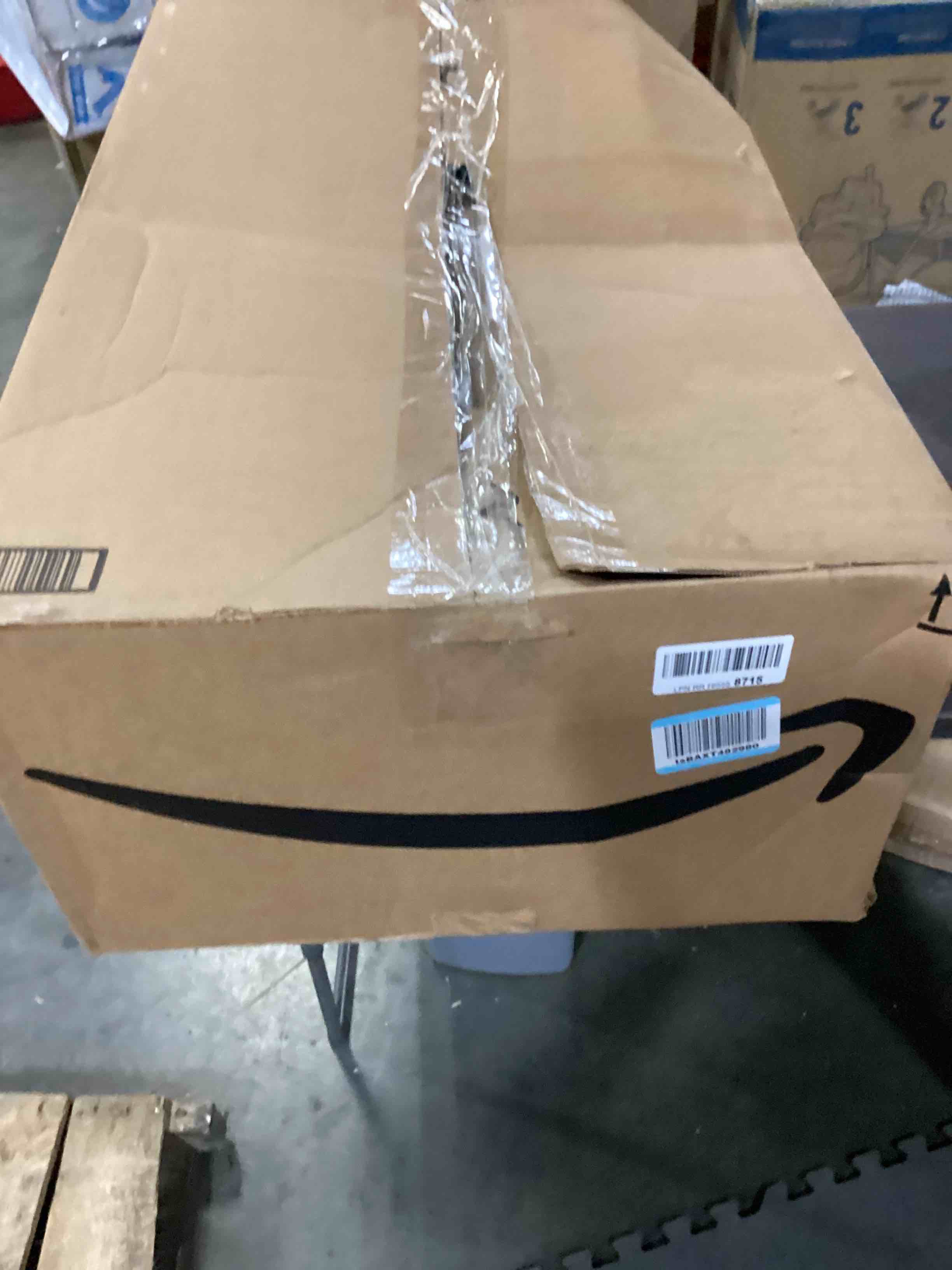 https://s3.amazonaws.com/lotting-images-prod/bidfta/RED4170805_1705343099140.jpeg