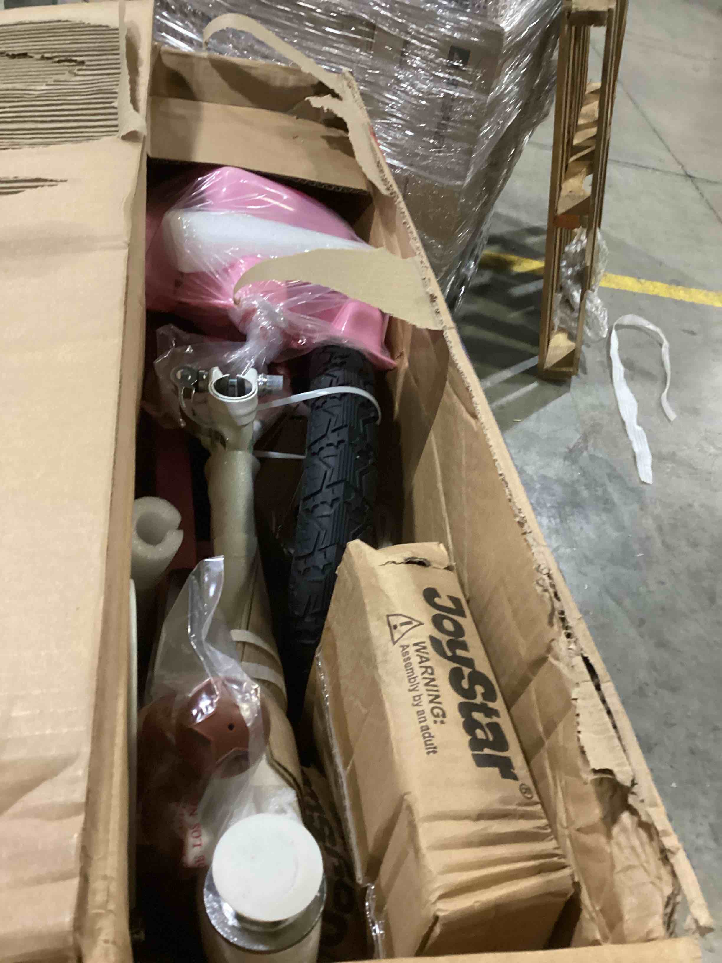 https://s3.amazonaws.com/lotting-images-prod/bidfta/RED4171077_1705941712729.jpeg