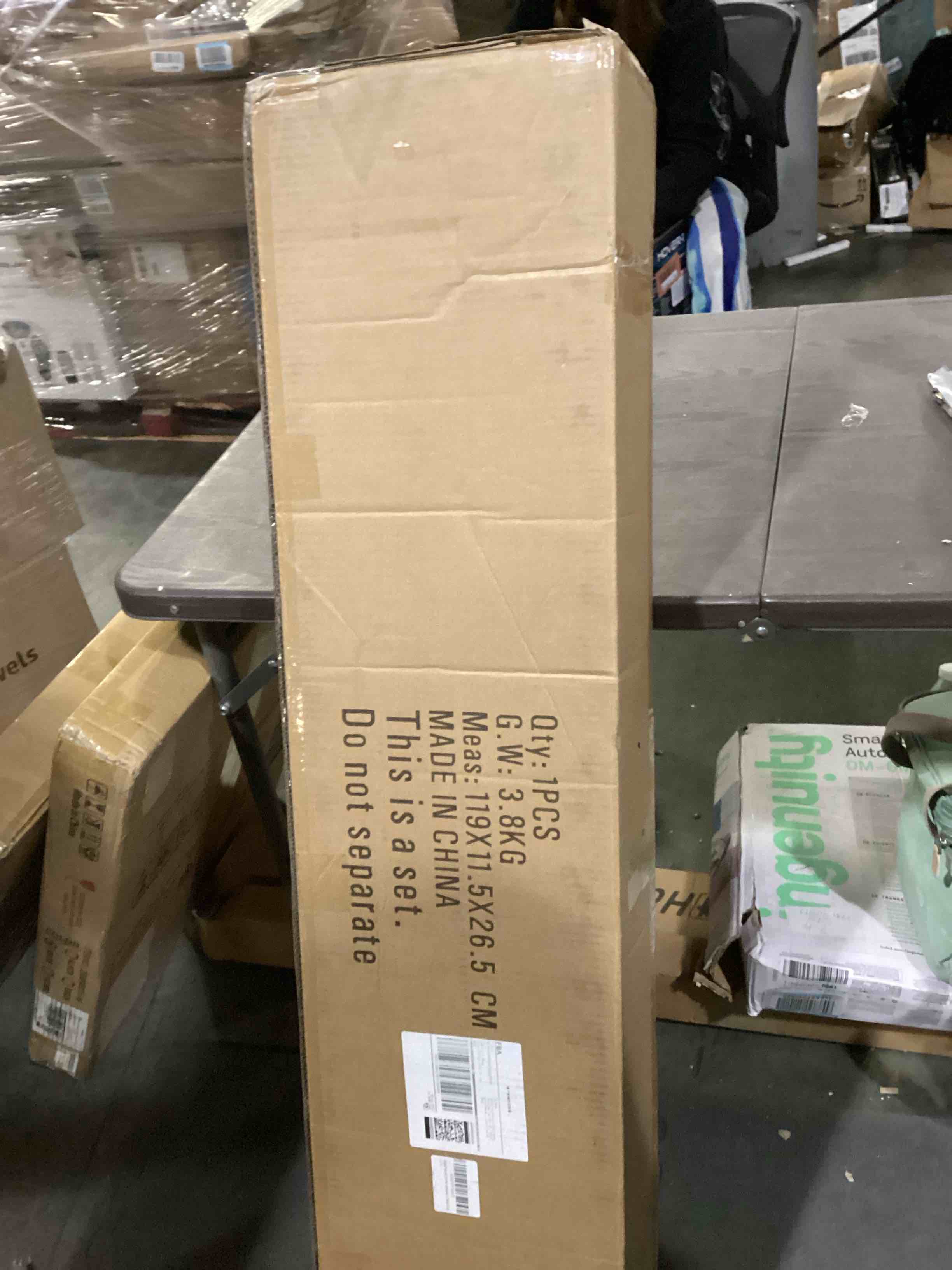 https://s3.amazonaws.com/lotting-images-prod/bidfta/RED4171365_1706618790651.jpeg