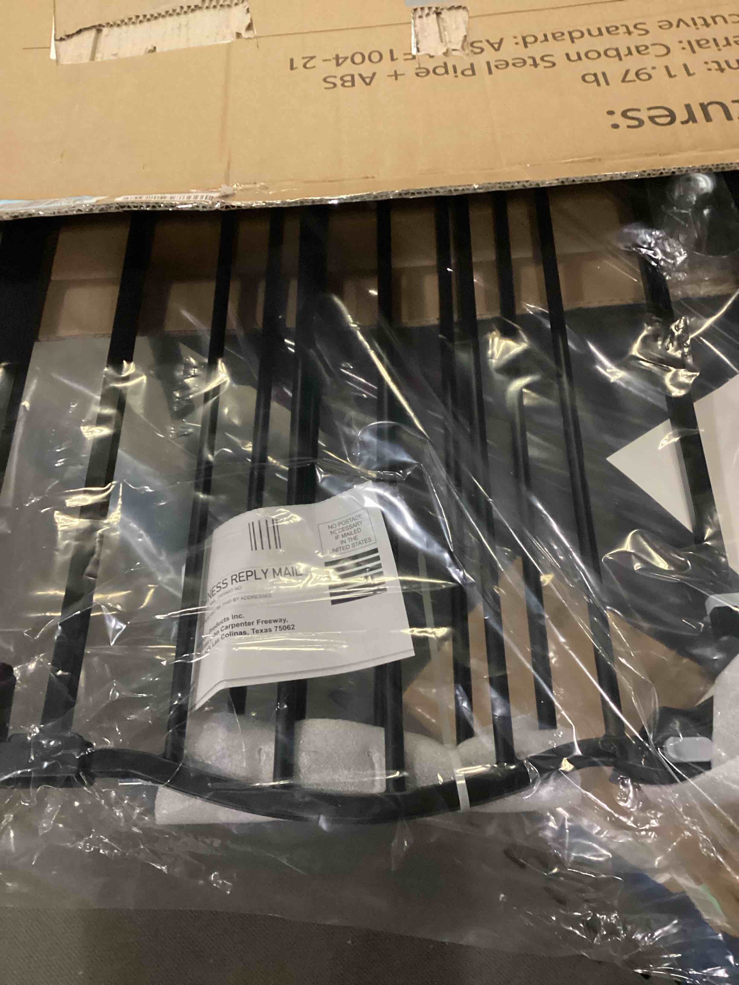 https://s3.amazonaws.com/lotting-images-prod/bidfta/RED4171835_1707328814312.jpeg
