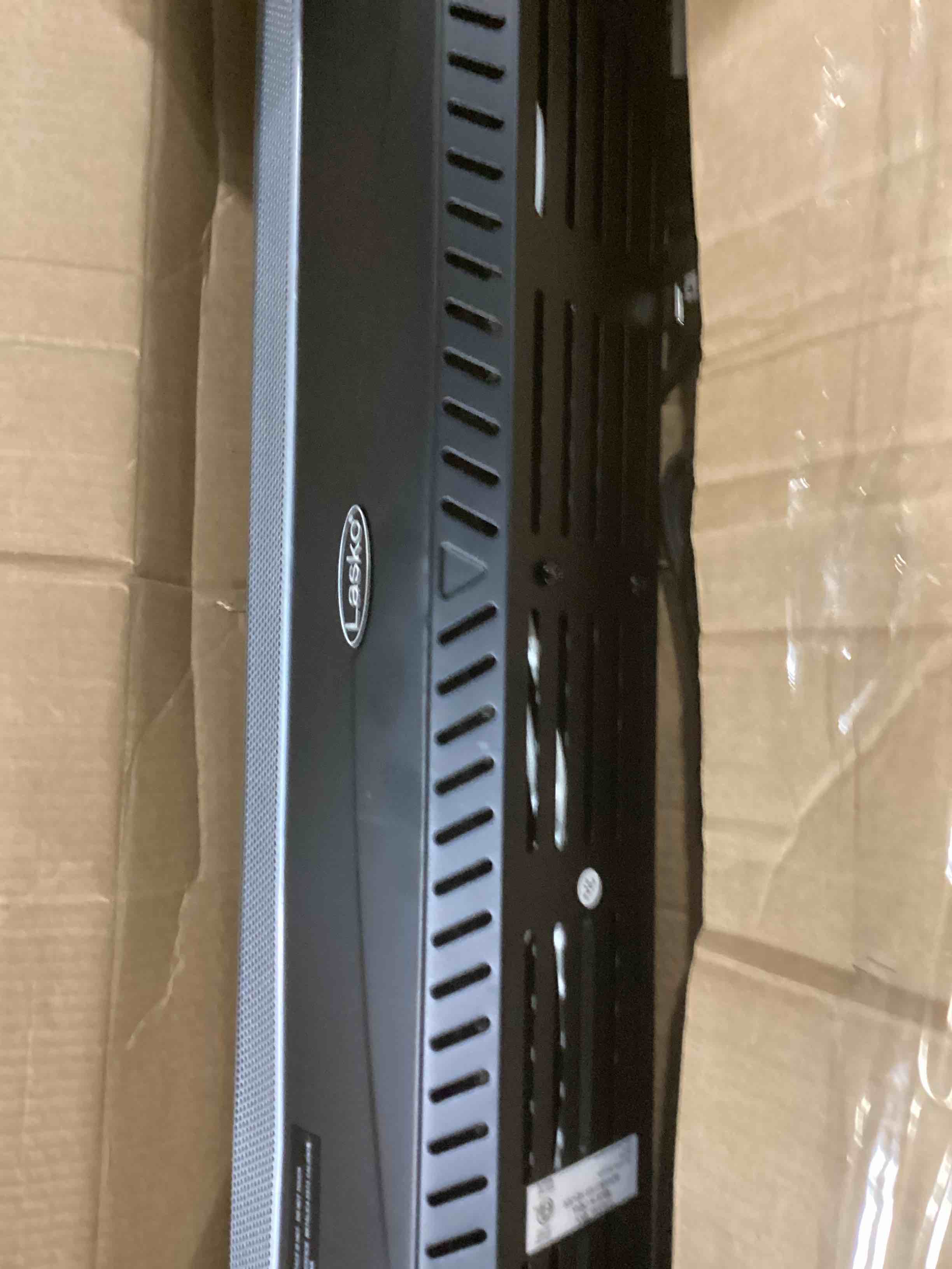 https://s3.amazonaws.com/lotting-images-prod/bidfta/RED4172068_1703180242569.jpeg