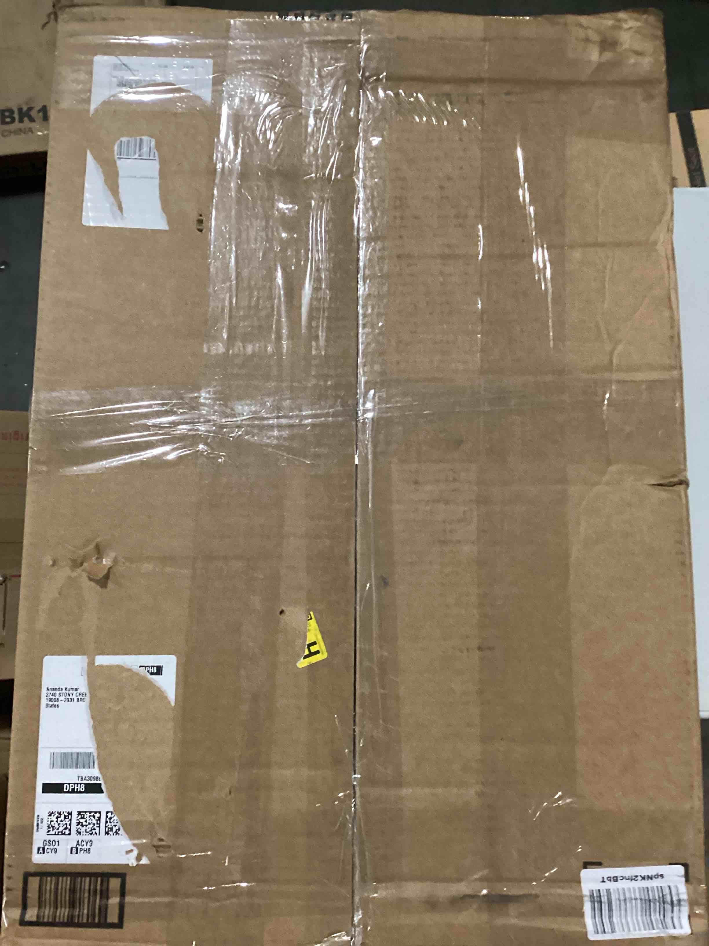 https://s3.amazonaws.com/lotting-images-prod/bidfta/RED4172520_1704285076321.jpeg