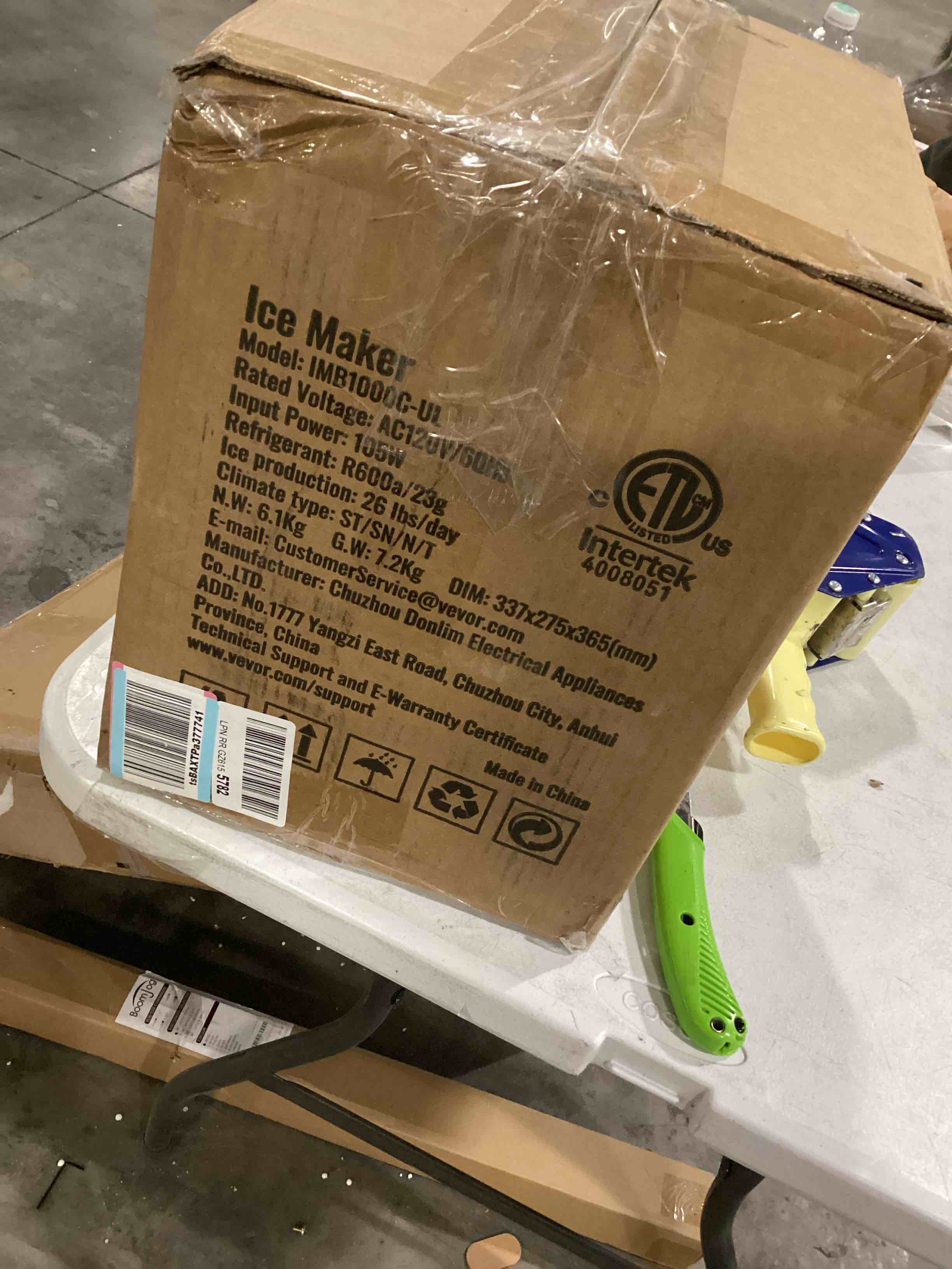 https://s3.amazonaws.com/lotting-images-prod/bidfta/RED4174135_1703868196475.jpeg