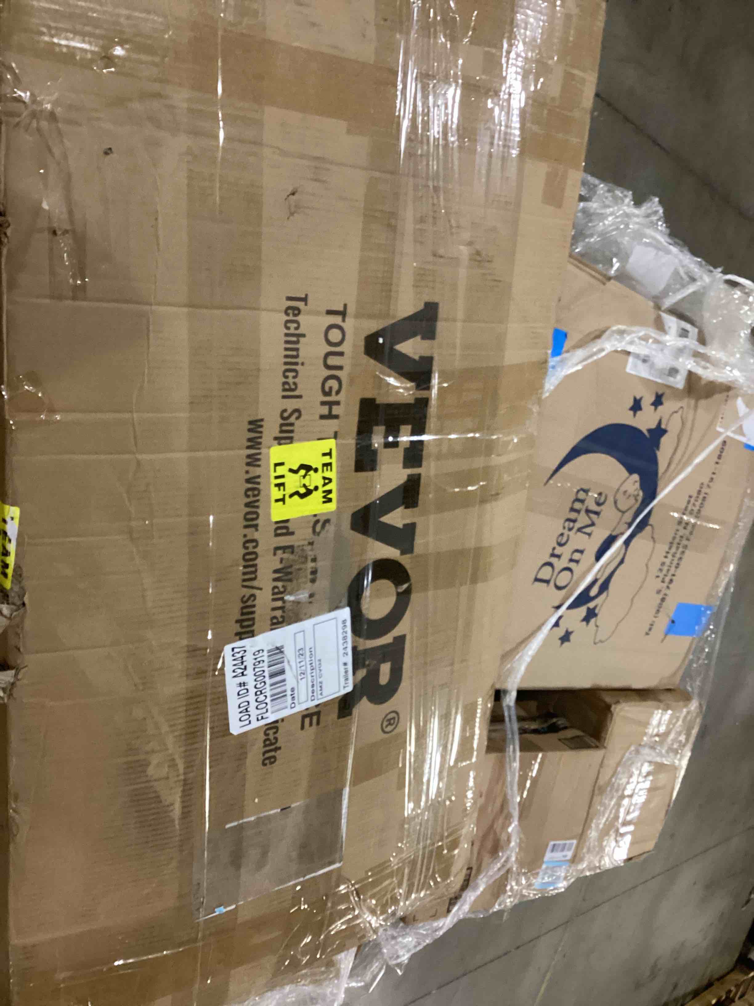 https://s3.amazonaws.com/lotting-images-prod/bidfta/RED4174617_1704483721577.jpeg