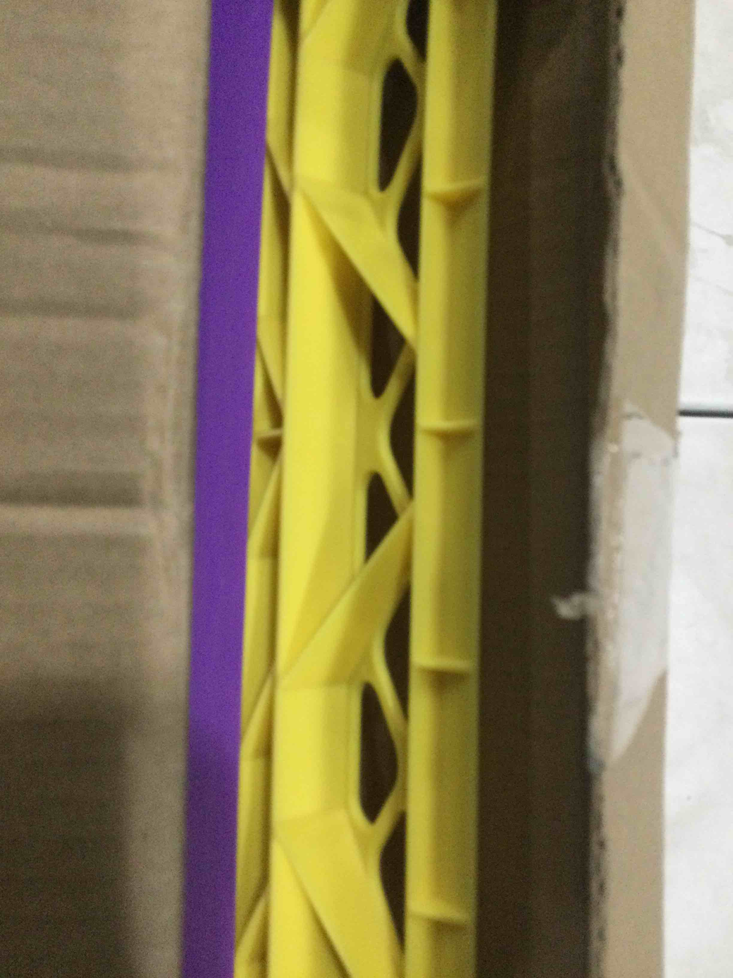 https://s3.amazonaws.com/lotting-images-prod/bidfta/RED4175355_1703598177923.jpeg