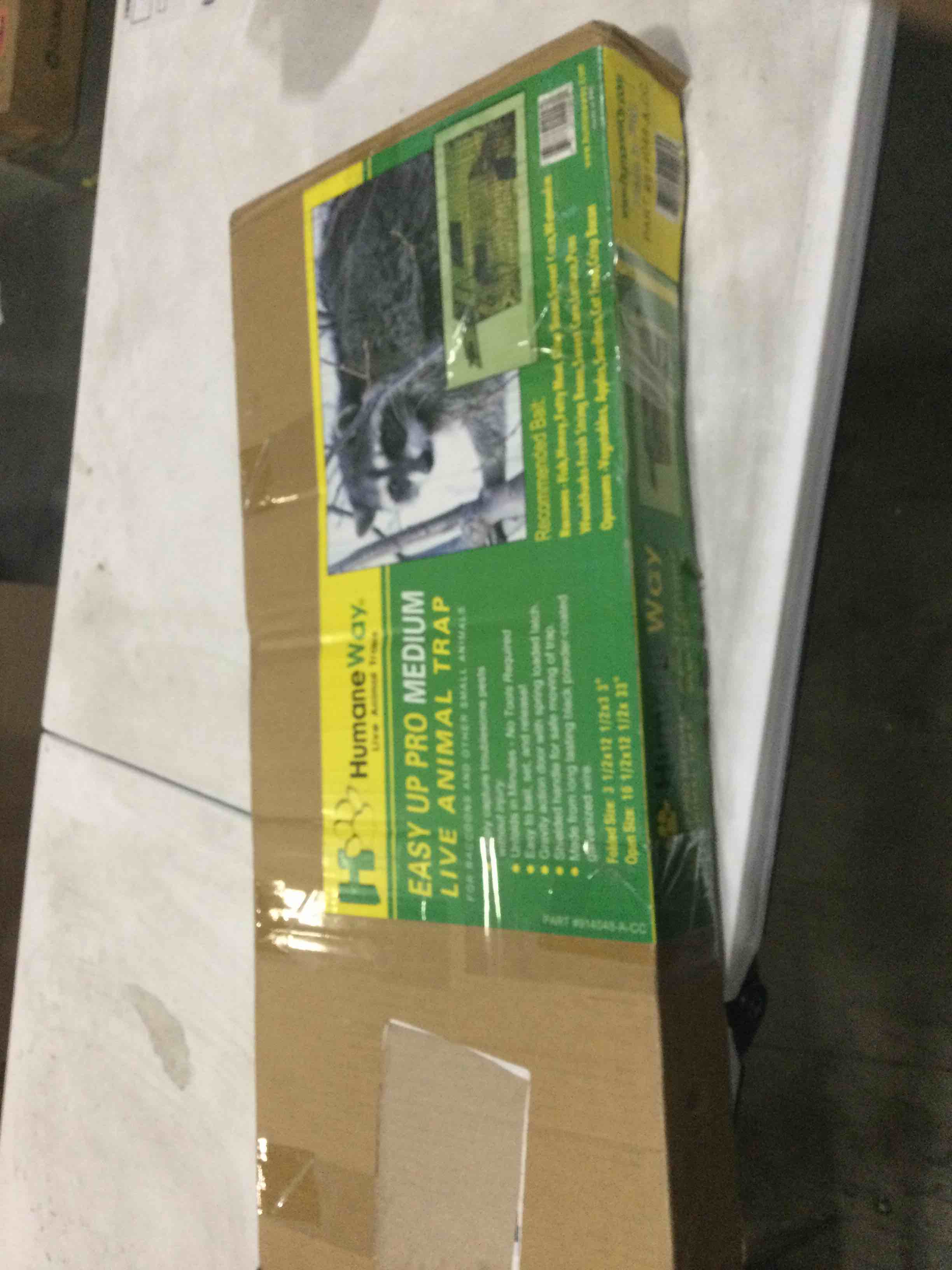 https://s3.amazonaws.com/lotting-images-prod/bidfta/RED4175360_1703599364650.jpeg