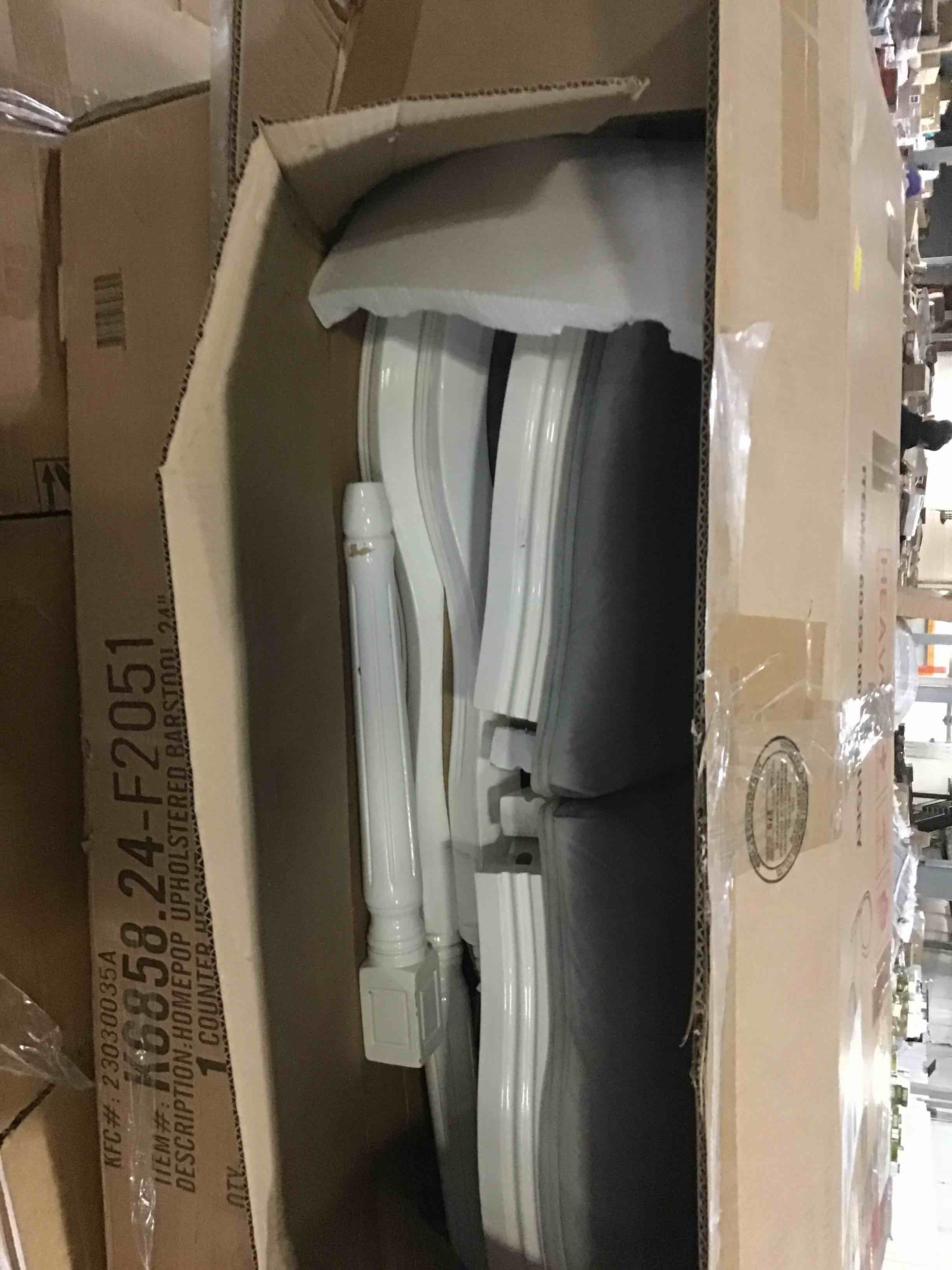 https://s3.amazonaws.com/lotting-images-prod/bidfta/RED4175471_1703698466005.jpeg