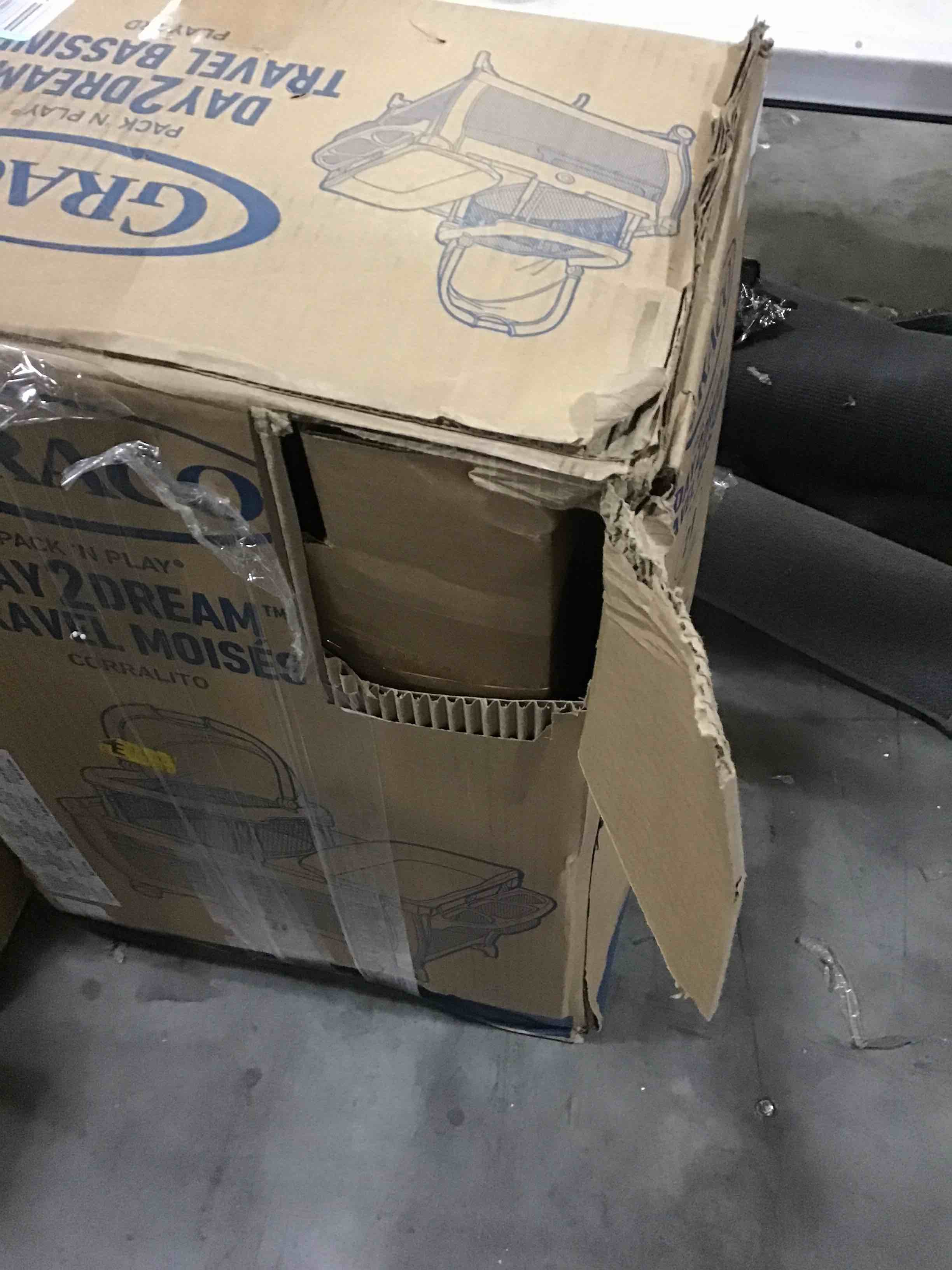 Graco Pack 'n Play Day2Dream Travel Playard Features Portable